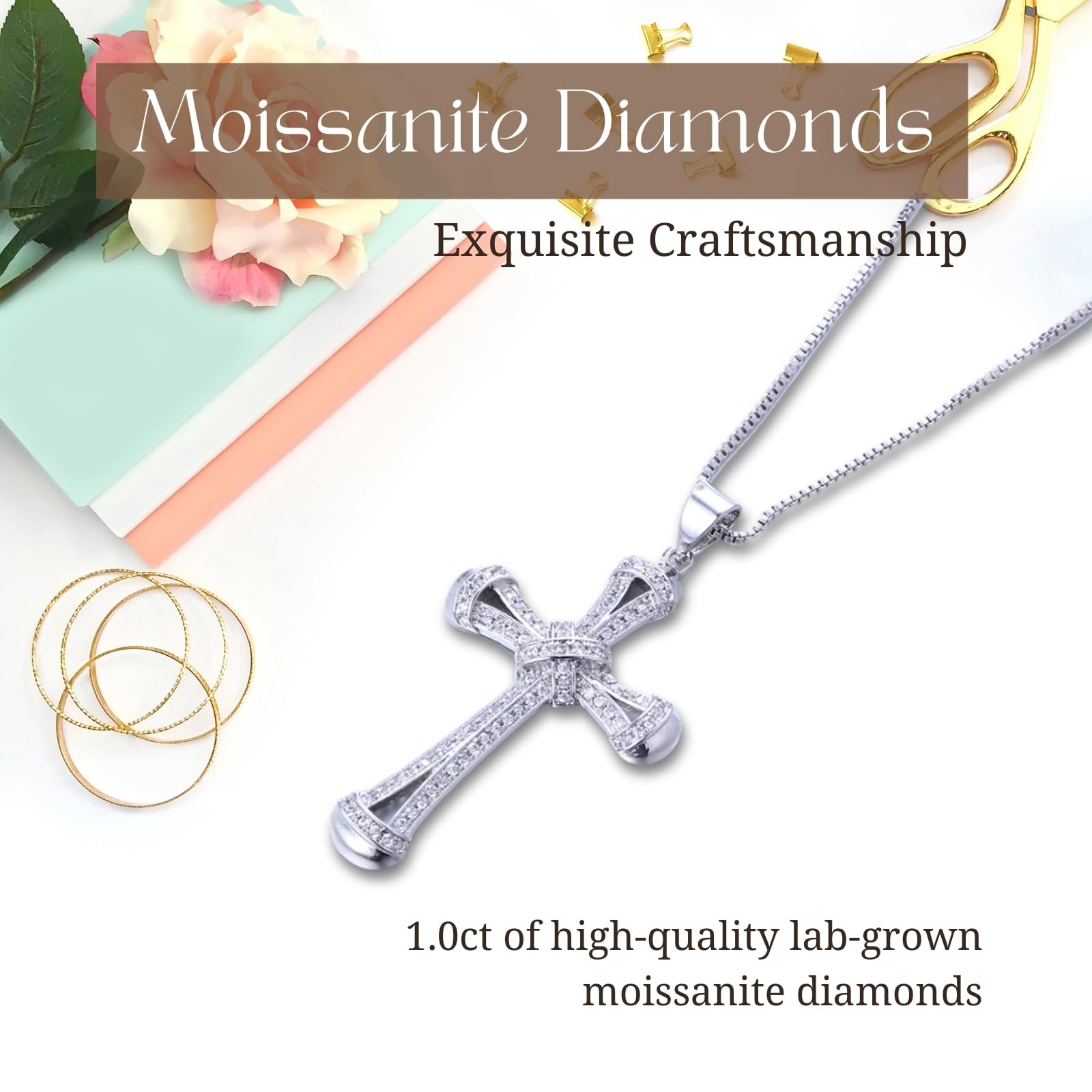 HALUKAKAH Collier Pendentif Croix pour Garçons, Enfants et Adolescents, 1,0 ct de Diamants Cultivés en Laboratoire, Plaqué Or Blanc Platine 925 Argent Sterling, Chaîne 40cm, Bijoux Religieux de Luxe