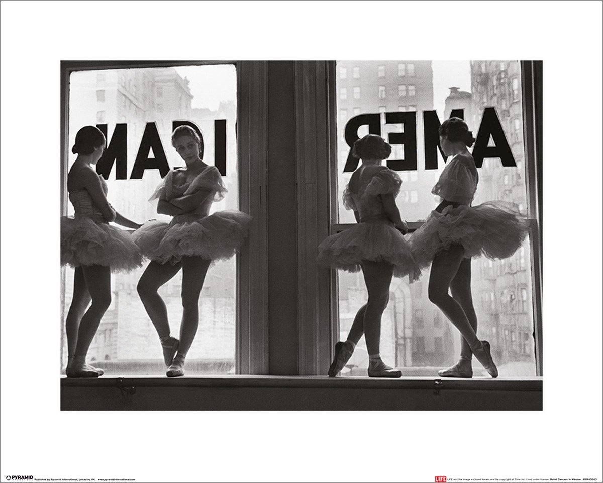 The Art Group Time Life (Ballet Dancers in Window) -Art Print 40 x 50cm, Paper, Multicoloured, 40 x 50 x 1.3 cm
