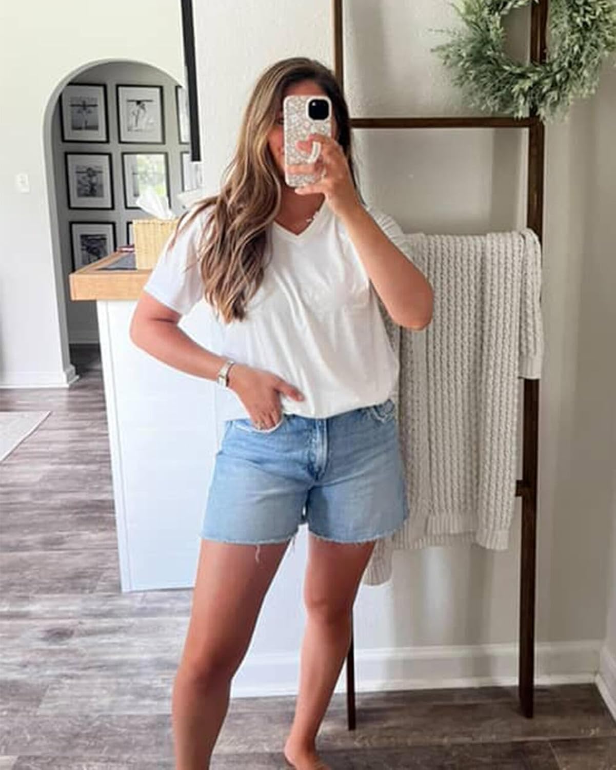 4 Pack Oversized Tshirts for Women Short Sleeve V Neck T Shirts Casual Tunic Tops Loose Fit Shirts Plus Size Tops - Image 2