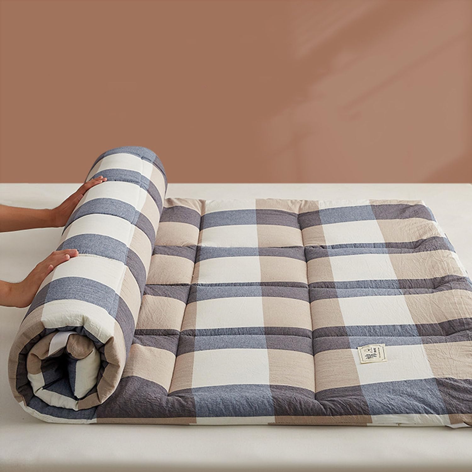GTHTUHFD Japanese Double Futon Folding Mattress Soft Camping Floor Mat Non Slip Cotton Pad For Home & Dorm Breathable & Table Portable Mattress For Sp And Relaxat,6-180X200cm