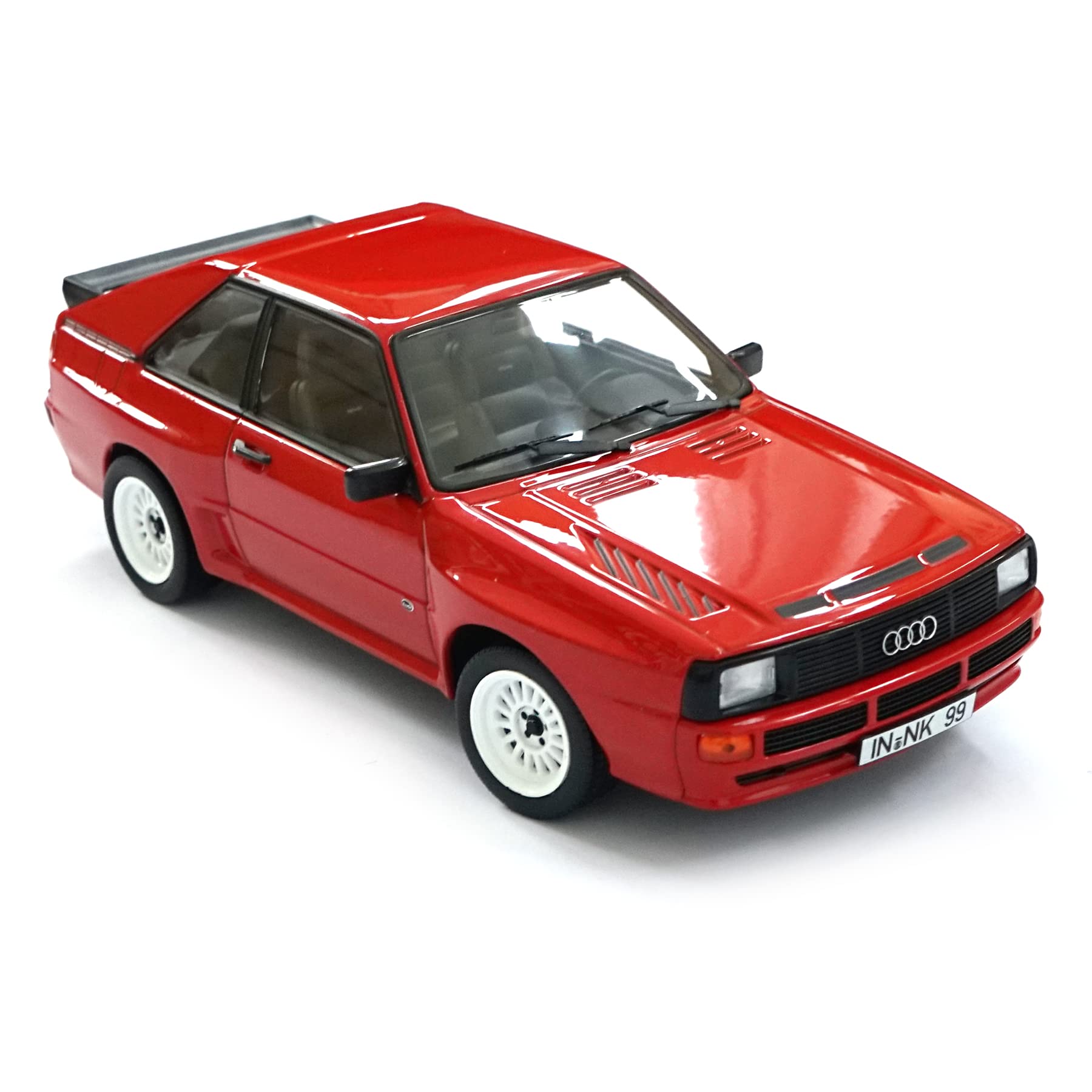 Audi A5-5013 Modellauto Sport Quattro Maßstab 1:18 Modelljahr 1985 Miniatur Modell, rot