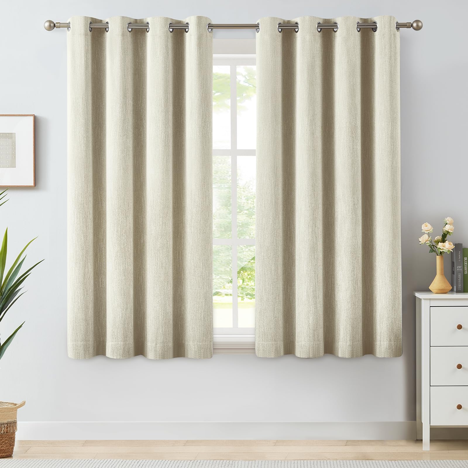 Rideaux occultants en coton pour chambre : créez un cocon de fraîcheur beige naturel