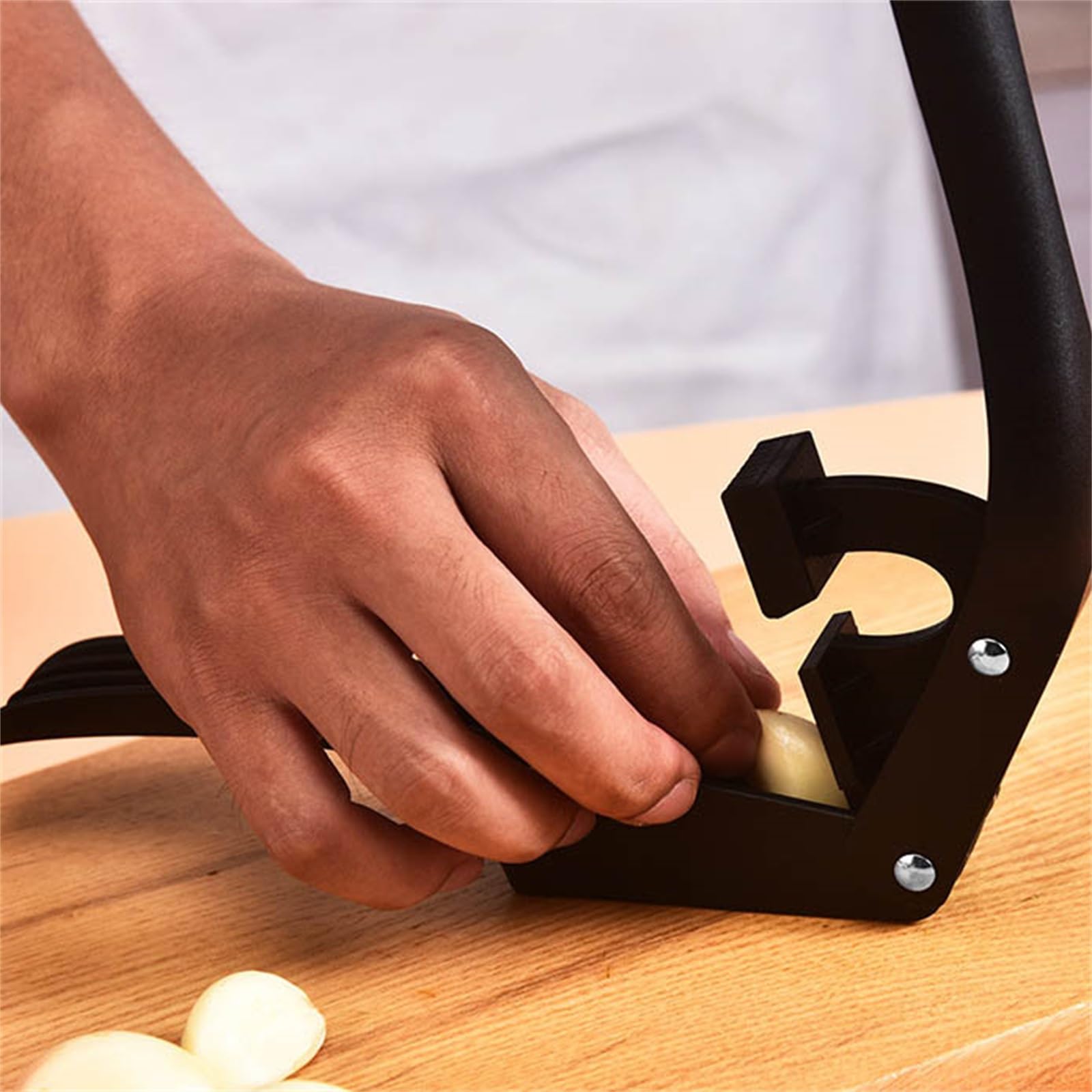 ArinkO Mühelos zu reinigende Knoblauchpresse – Premium-Knoblauchwolf für einfaches Kochen – stilvolles und leicht zu reinigendes Küchengerät (schwarz, 19 cm)