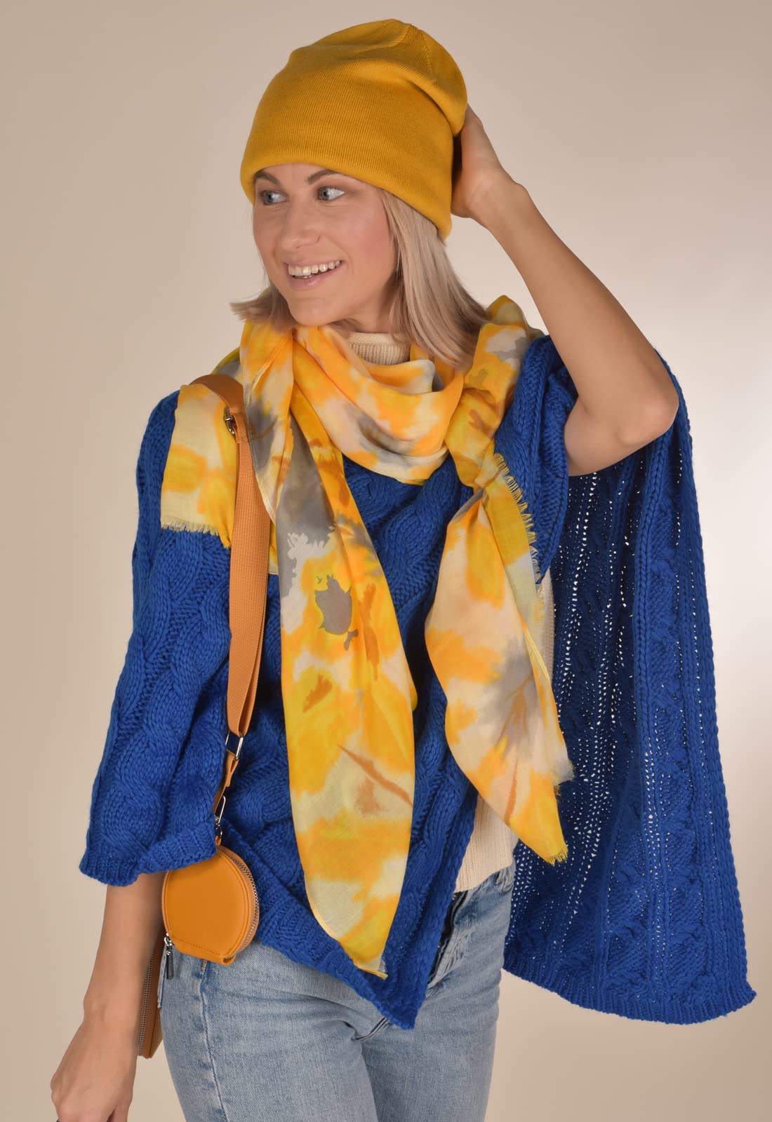 styleBREAKER Strick Poncho mit Zopfmuster, Rundhals Strickponcho, Grobstrick, Damen 08010040