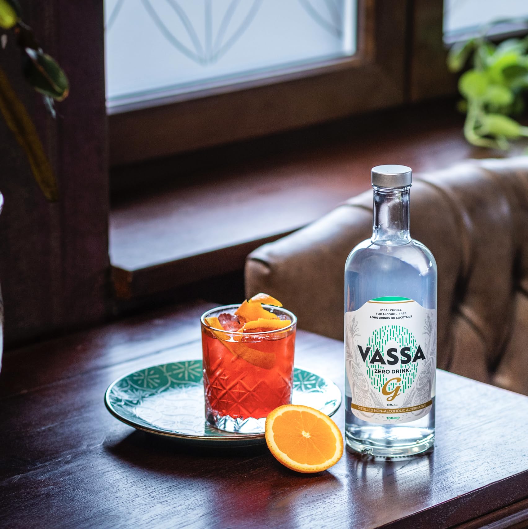 VASSA Zero G, destilado sin alcohol 700 ml, ideal para cócteles de ginebra sin alcohol y tragos largos, alternativa sin alcohol para la ginebra tradicional, ingredientes 100% naturales