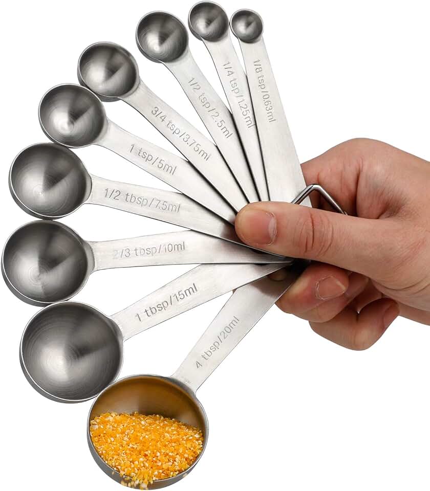 Кухонная мерная таблица в граммах сыпучих и жидких продуктов питания Справочник 