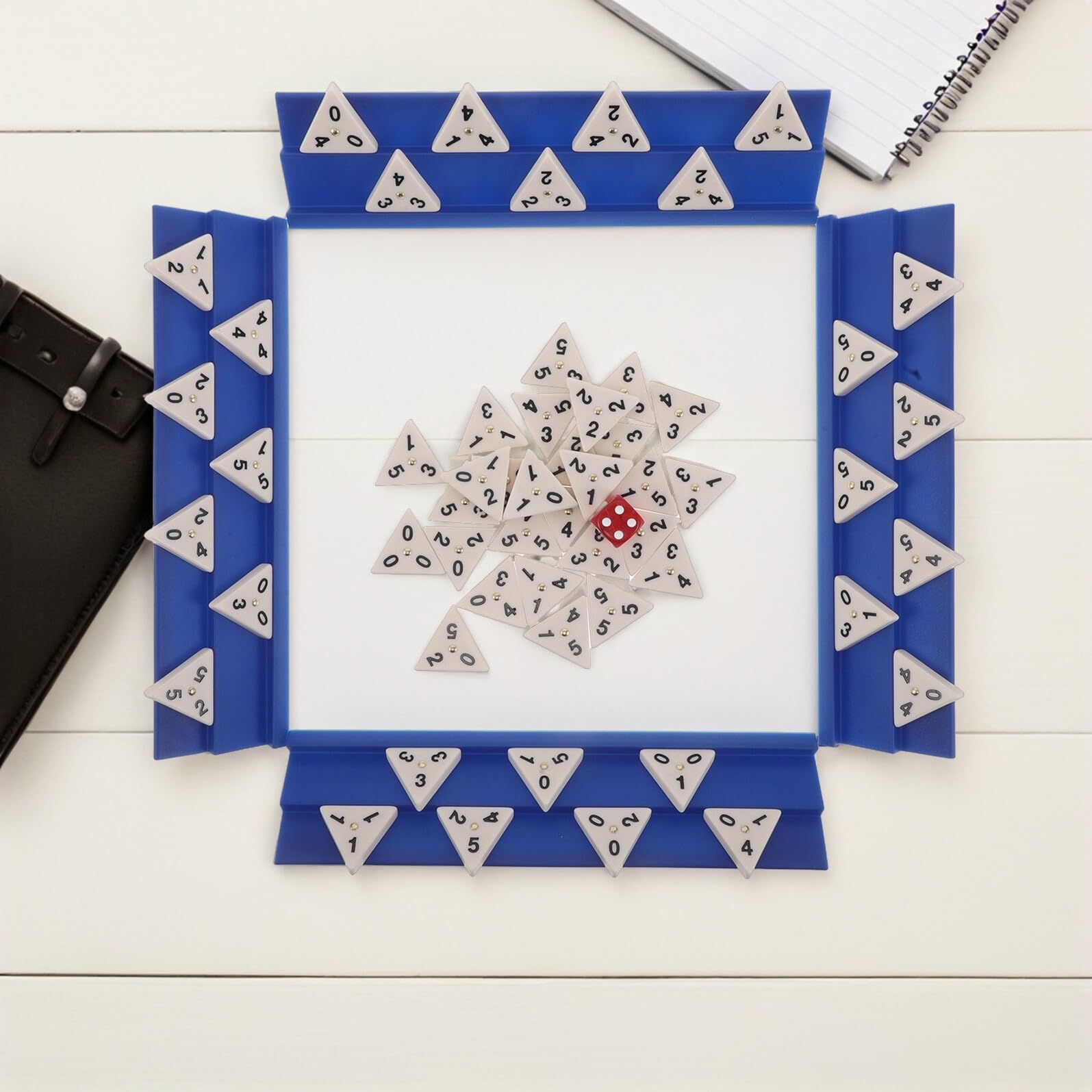 GALPADA Juego de Fichas de Dominó Triangular de Melamina Portátil Estuche de Viaje Piezas Numéricas Claras para Entrenamiento Lógico y Juego Familiar Compacto para Ocio y Estrategia en