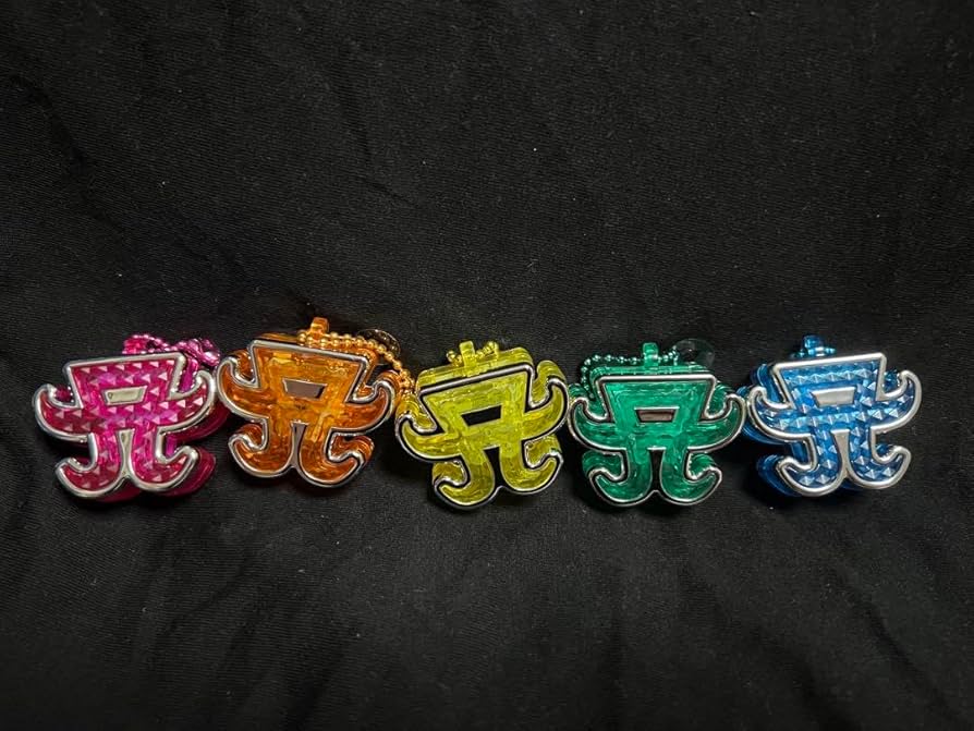 浜崎あゆみ　チャームライト　 5個セット Amazon.co.jp: 浜崎あゆみ ライトチャーム5個セット : おもちゃ