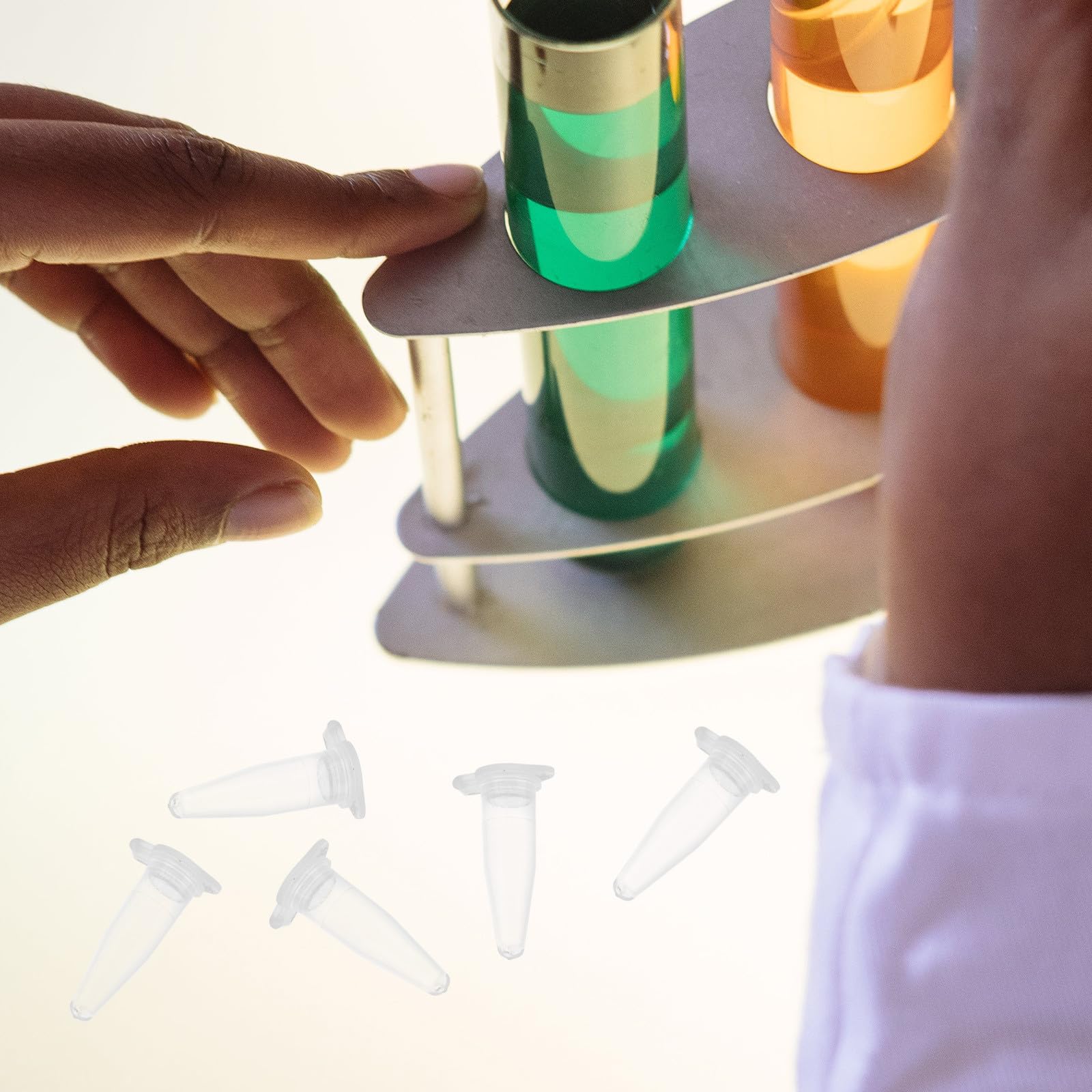 Tubes à Microcentrifuger de 5 Ml en Plastique Transparent, Lot de 1000, Couvercle à Pression pour Manipulation Sécurisée d'Échantillons en Recherche