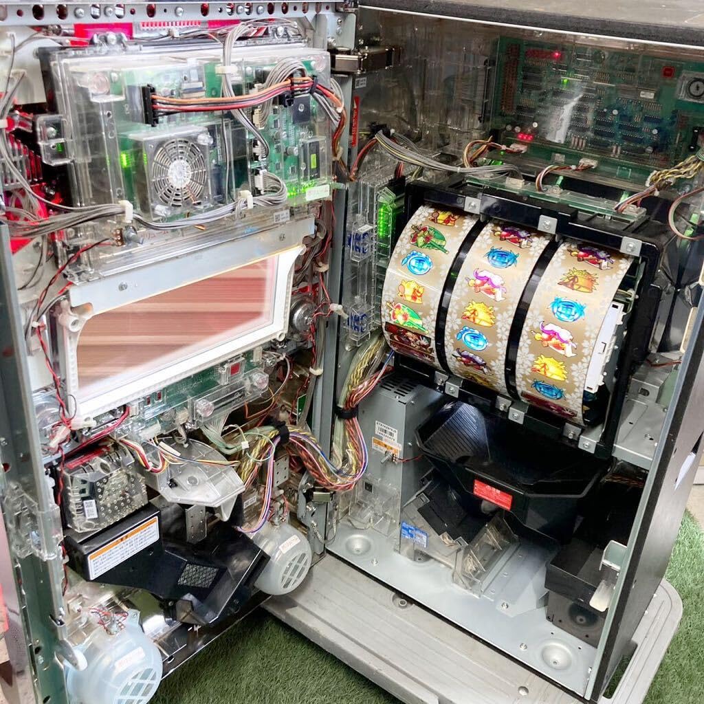 パチスロ　戦国コレクション2 実機　コイン不要機付　送料無料 KPE パチスロ戦国コレクション2実機 【コイン不要機付き】