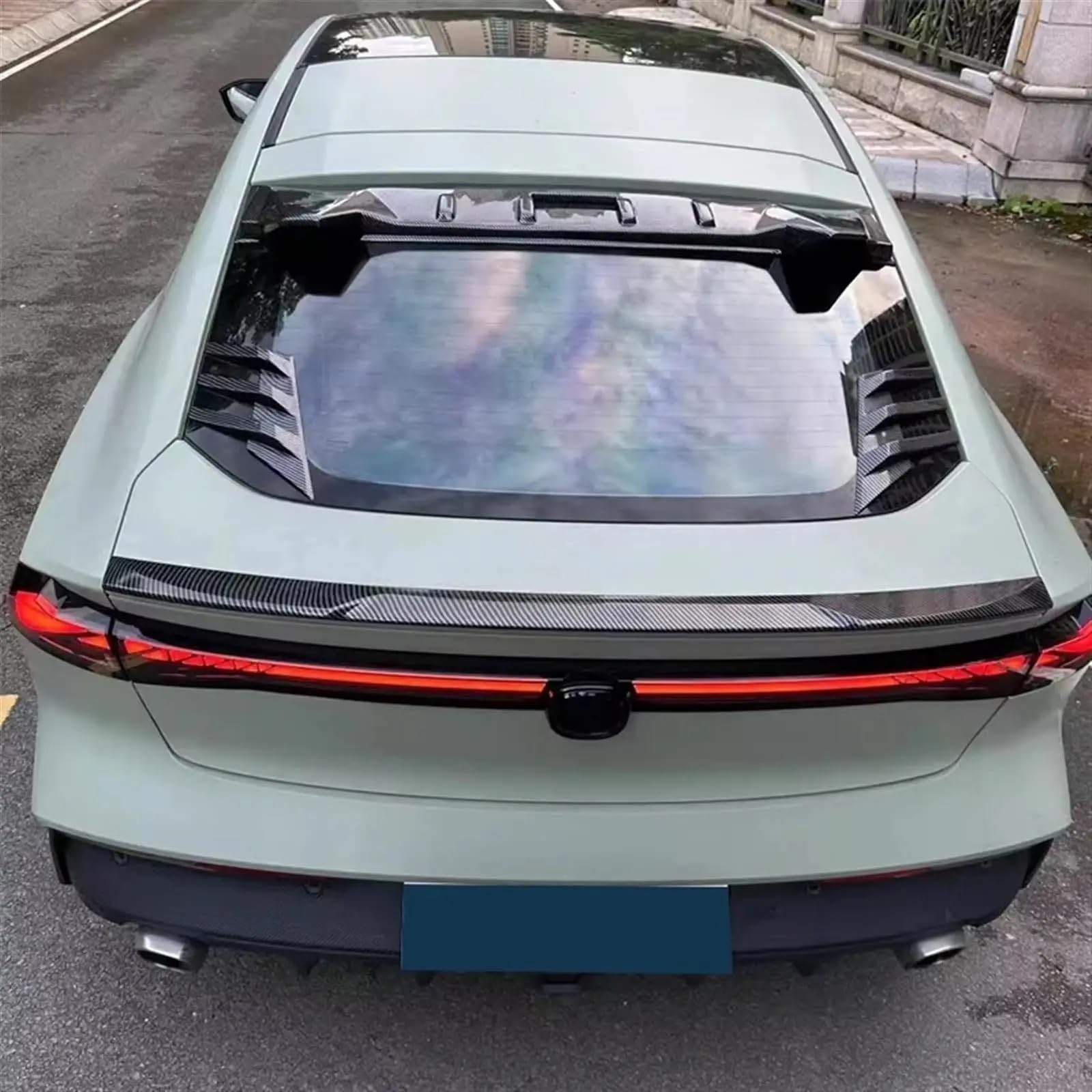 Autofensterleisten Heckscheiben-Seitenspoiler-Lüftungsöffnungen, Dekoration, allgemeine Fensterlamellen, universelles dekoratives Außenflügelzubehör Jalousien-Autoaufkleber(Carbon Fiber Look)