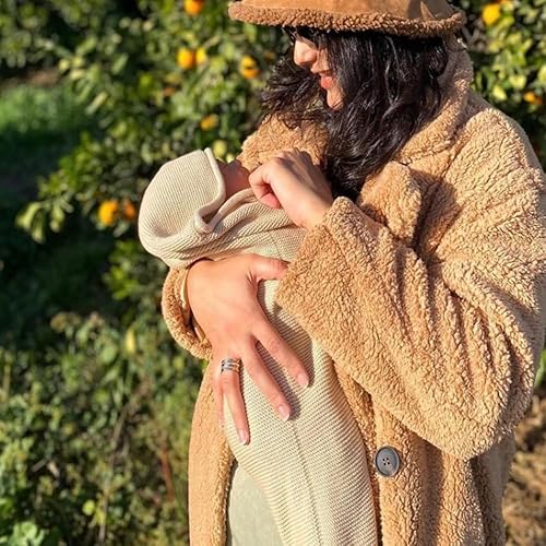 Miniatura 4 de Newborn Essentials - Juego de manta para envolver al bebé, juego de 1 pieza (1 soporte para chupón, 1 saco de dormir de capullo, 1 oso de peluche),