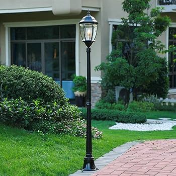 Amazon.co.jp: レトロガラスのランタン庭の芝生のヨーロッパ街灯