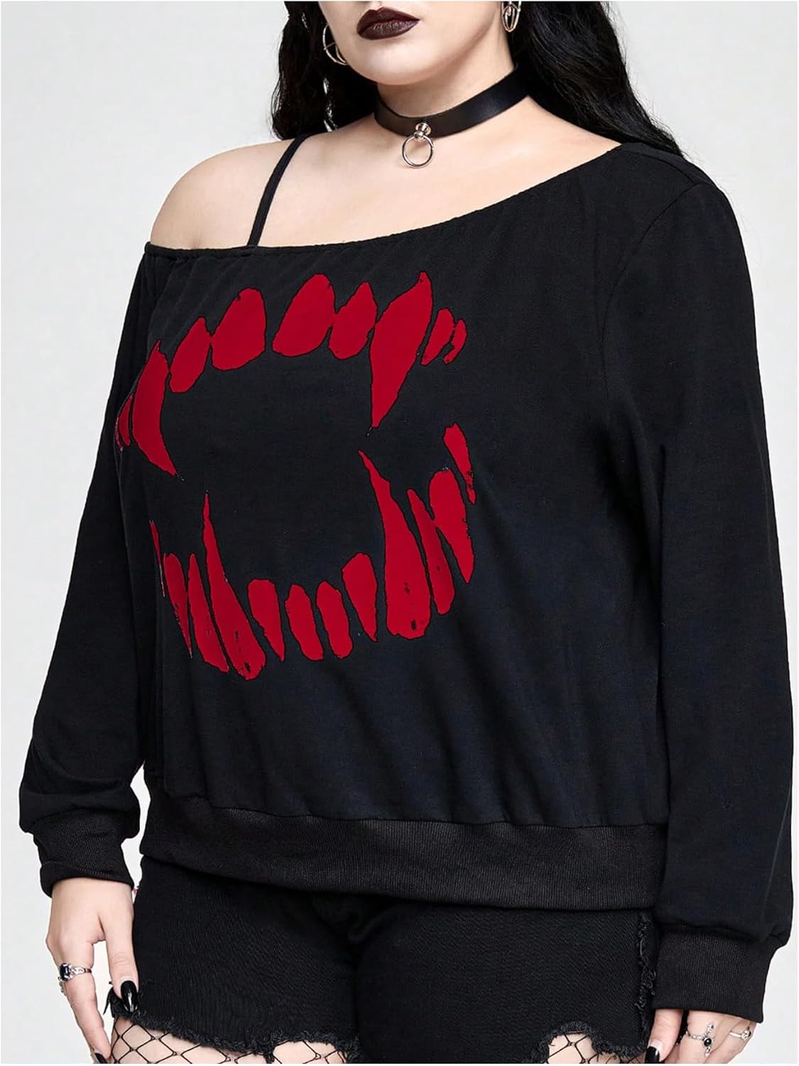 Verdusa Women's Plus Size Off The Shoulder Graphic Tee Long Sleeve Pullover Tops Goth Clothes - Image 3