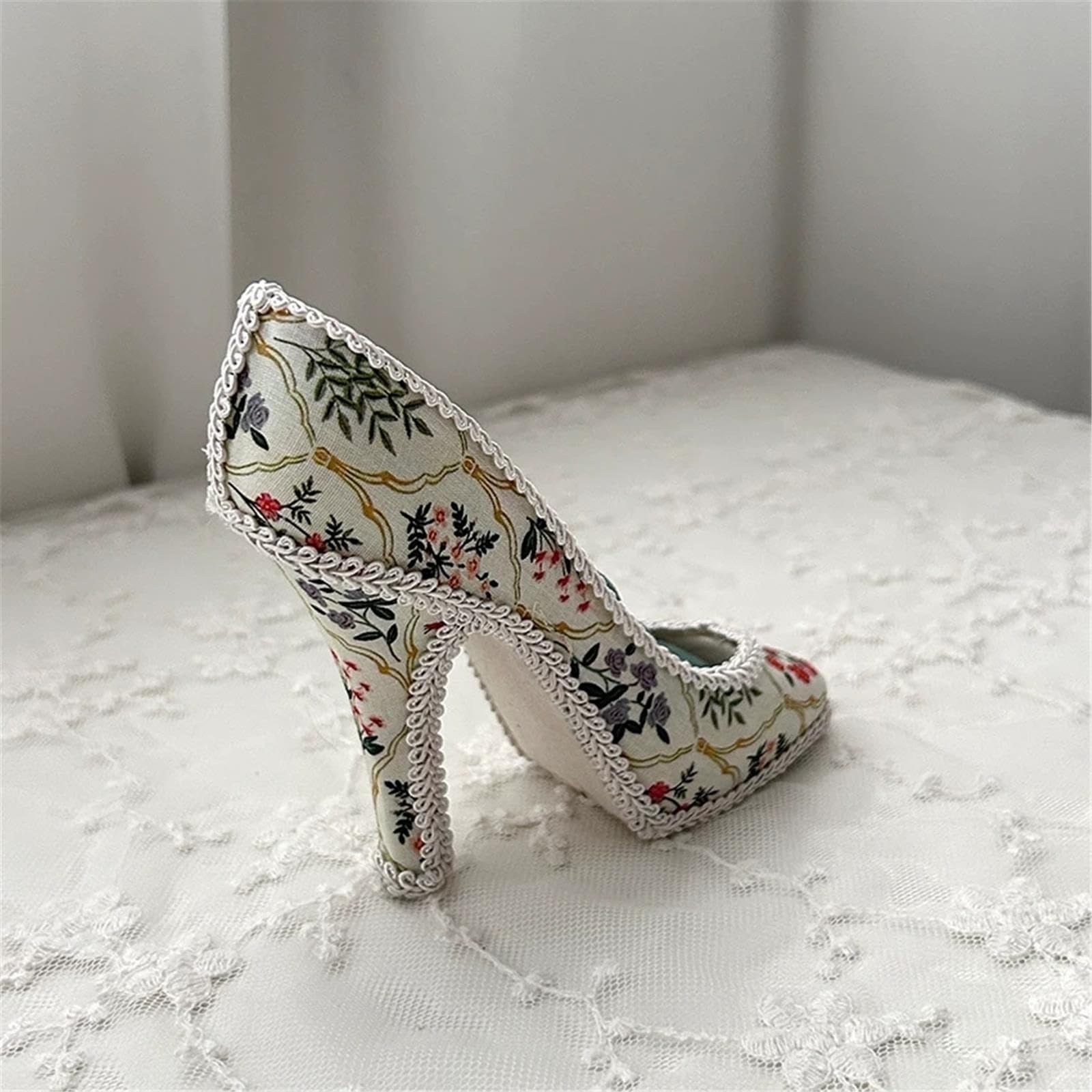 YDYDTTKD Soporte para presentación de joyería, Soporte para Anillos de Telas con Forma de Zapato de tacón Alto
