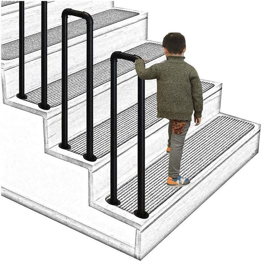 Rampe en fer forgé en U contre les chutes pour escalier extérieur et couloir loft