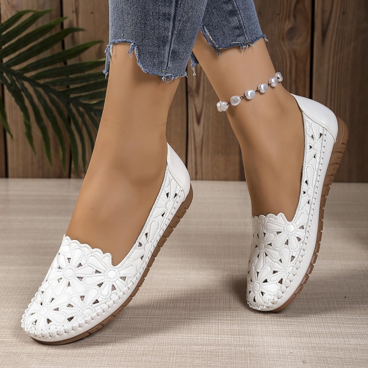 Mocasines planos para mujer, diseño floral, huecos, transpirables, ligeros, ortopédicos, sin cordones, zapatos de ballet anchos ortopédicos, White, 39.5 EU
