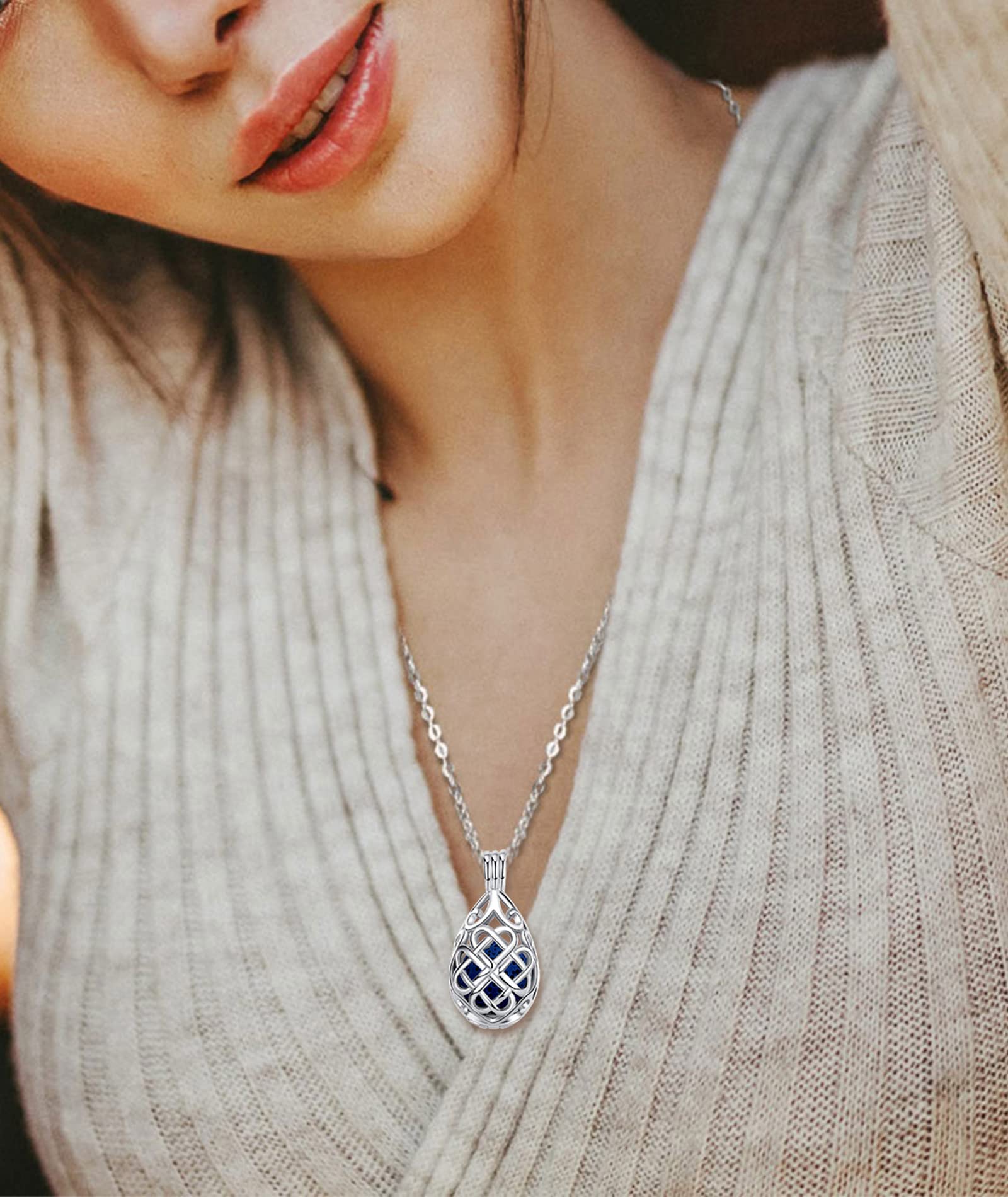 INFUSEU, collana con diffusore di oli essenziali con nodo celtico irlandese, per donne e ragazze, pietra lavica e pietre di roccia, set di gioielli per aromaterapia Small Argento