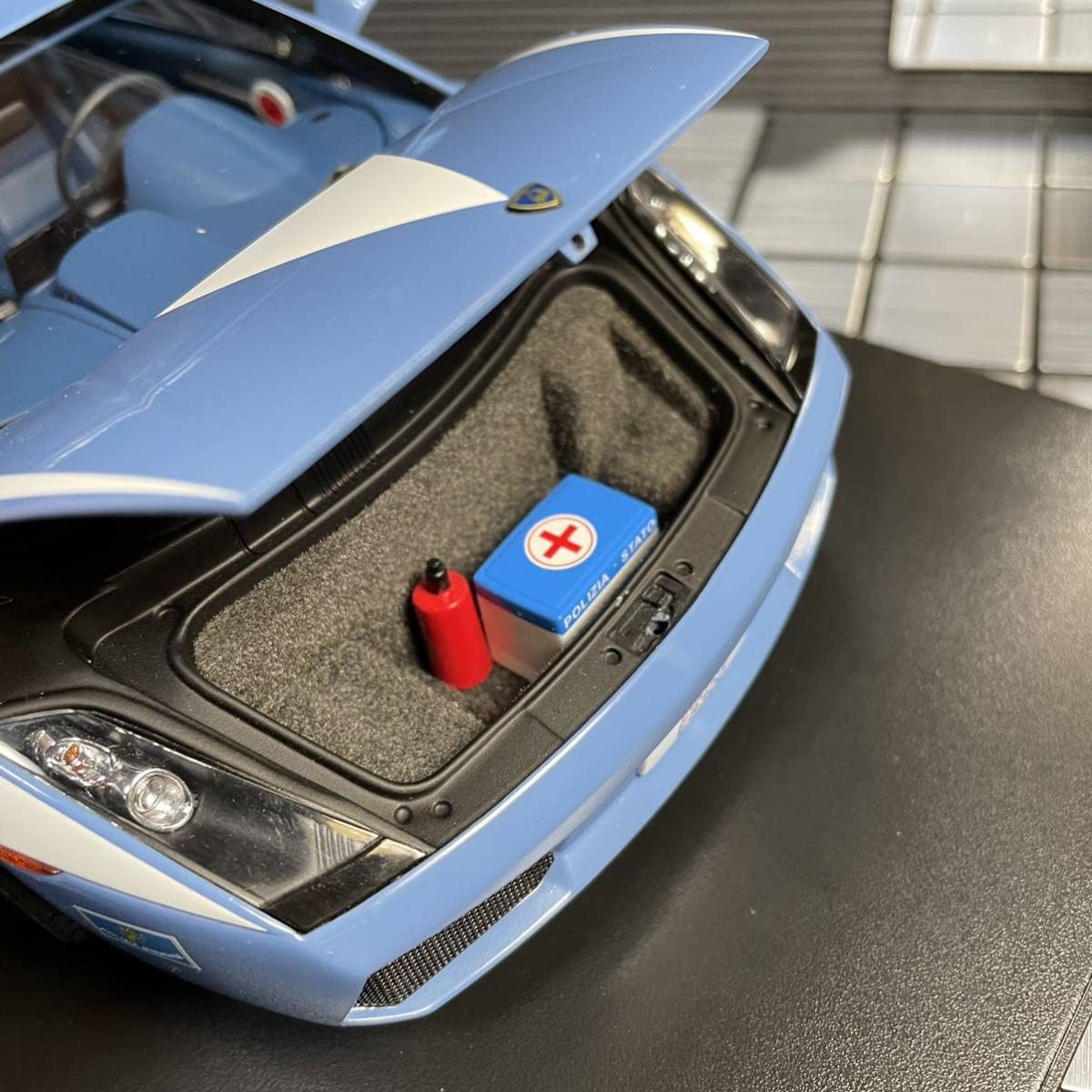 オートアート 1/18 ランボルギーニ ガヤルド ポリスカー Amazon | AUTOart 1/18 ランボルギーニ ガヤルド ポリスカー