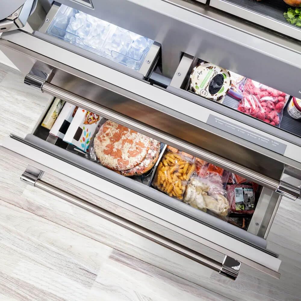 Smart Built-In French Door Refrigerator By Thermador: 23.9 Cu. Ft. Freedom Collection With Professional Handles In Stainless Steel on Fridge.com - View 5