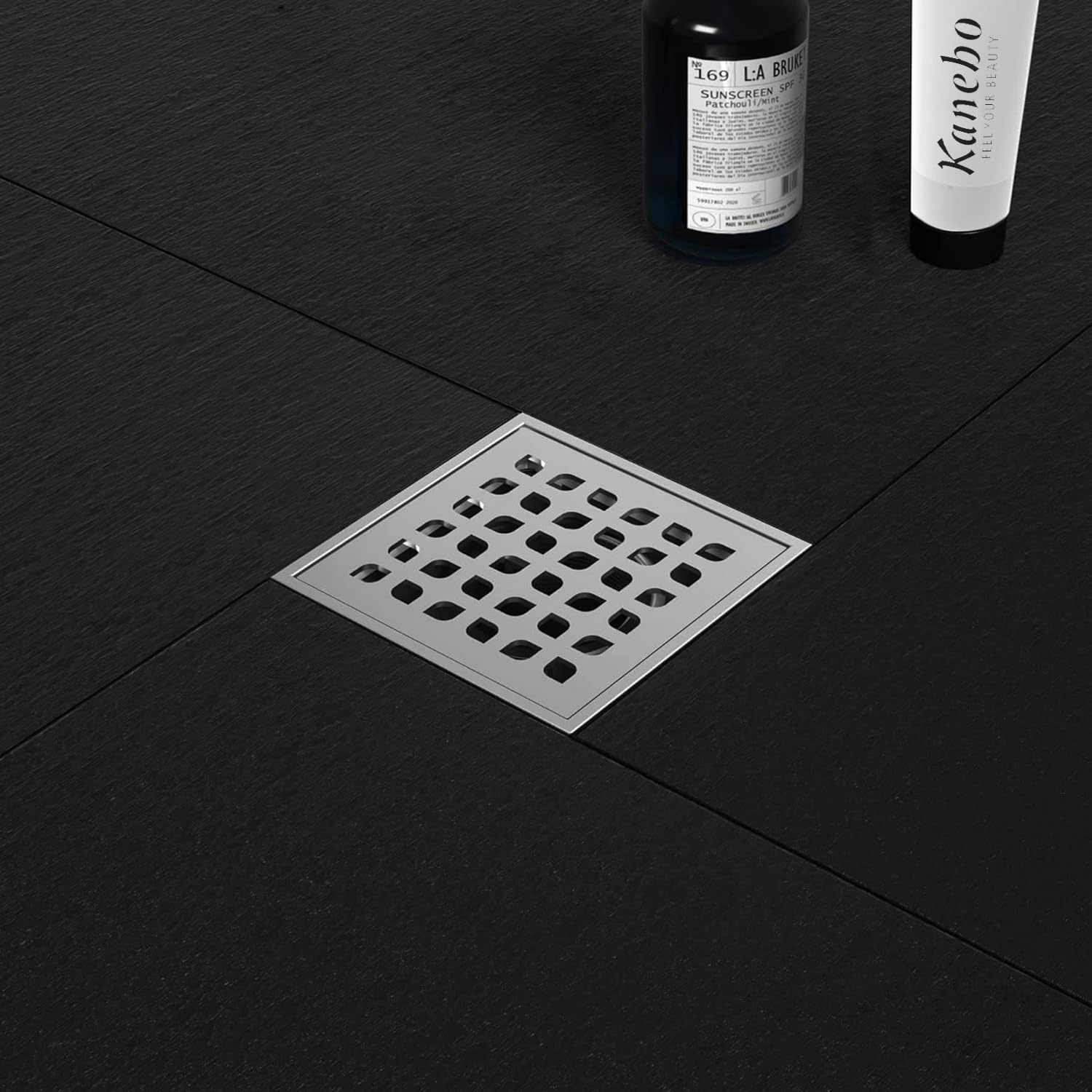 Neodrain Siphon de douche carré de 10,2 cm avec grille amovible, comprend une passoire à cheveux, une bride de liaison avec tissu anti-mèche