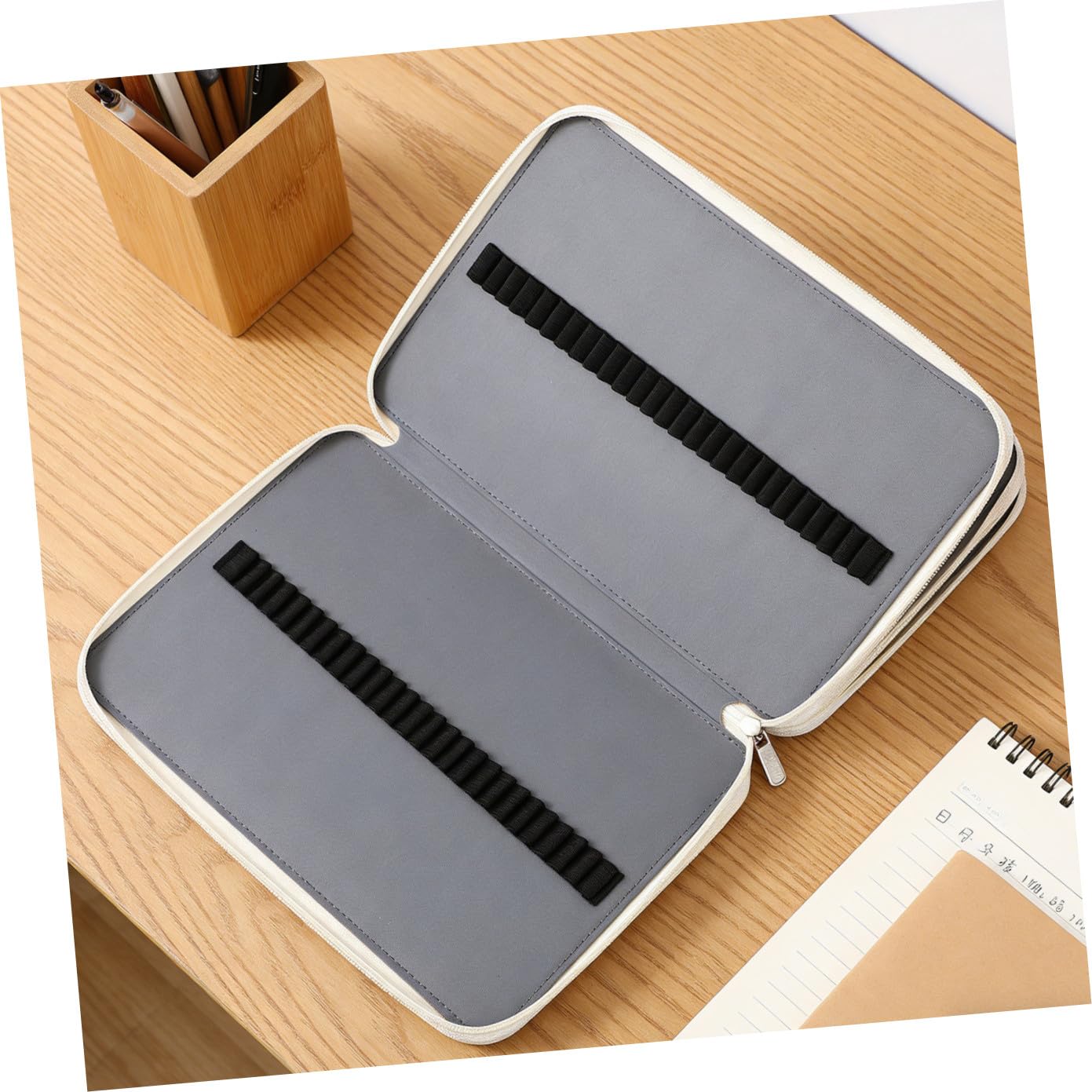 Angoily 1 Pièce Trousse à Crayons Multi Usage PU Sac de Rangement pour Fournitures Scolaires Poche à Crayons et Pratique pour Artistes et Étudiants