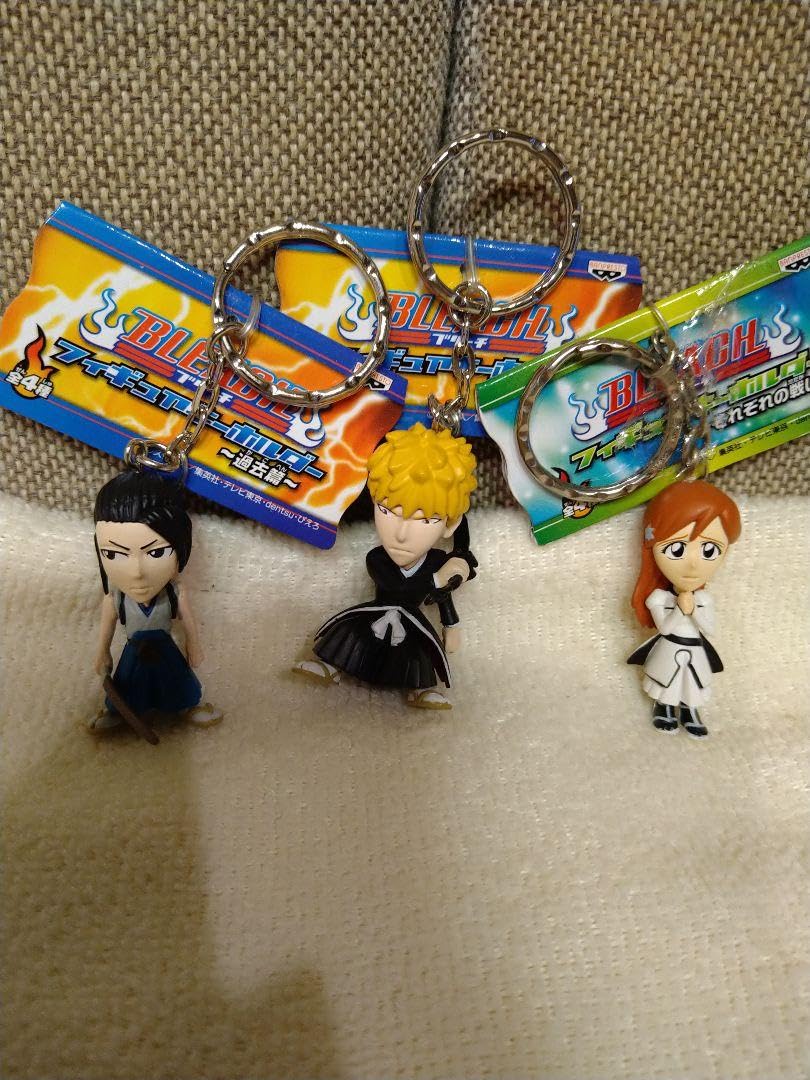 BLEACH　仮面&フィギュア　ツイン　キーホルダー　ブリーチ　平成レトロ　レア BLEACH 仮面&フィギュア ツイン キーホルダー ブリーチ 平成