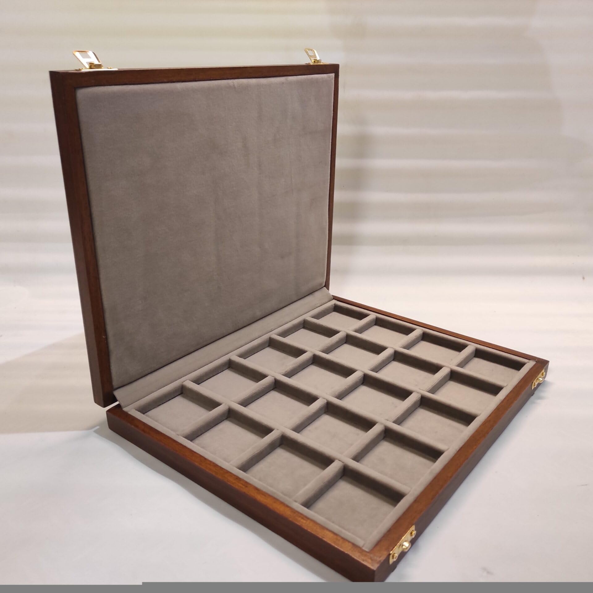 Coffret numismatique en Bois Massif et Velours, 20 Cases 38x38 mm, médaillier Artisanal Fait Main, pour pièces et médailles de Collection