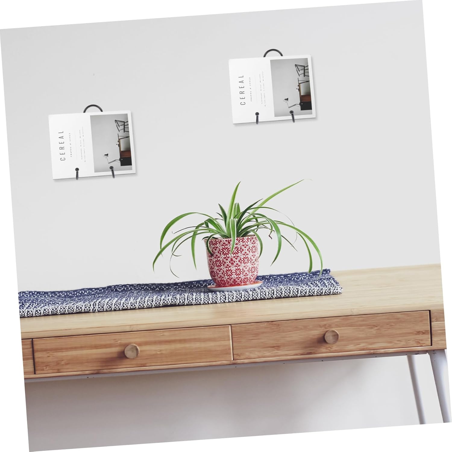 Levemolo 4pcs Metal Display Racks for Plates Creative Stands for Home Decor Sturdy and Elegant Dish Storage for Ceramics and Artwork Display at Celebrations