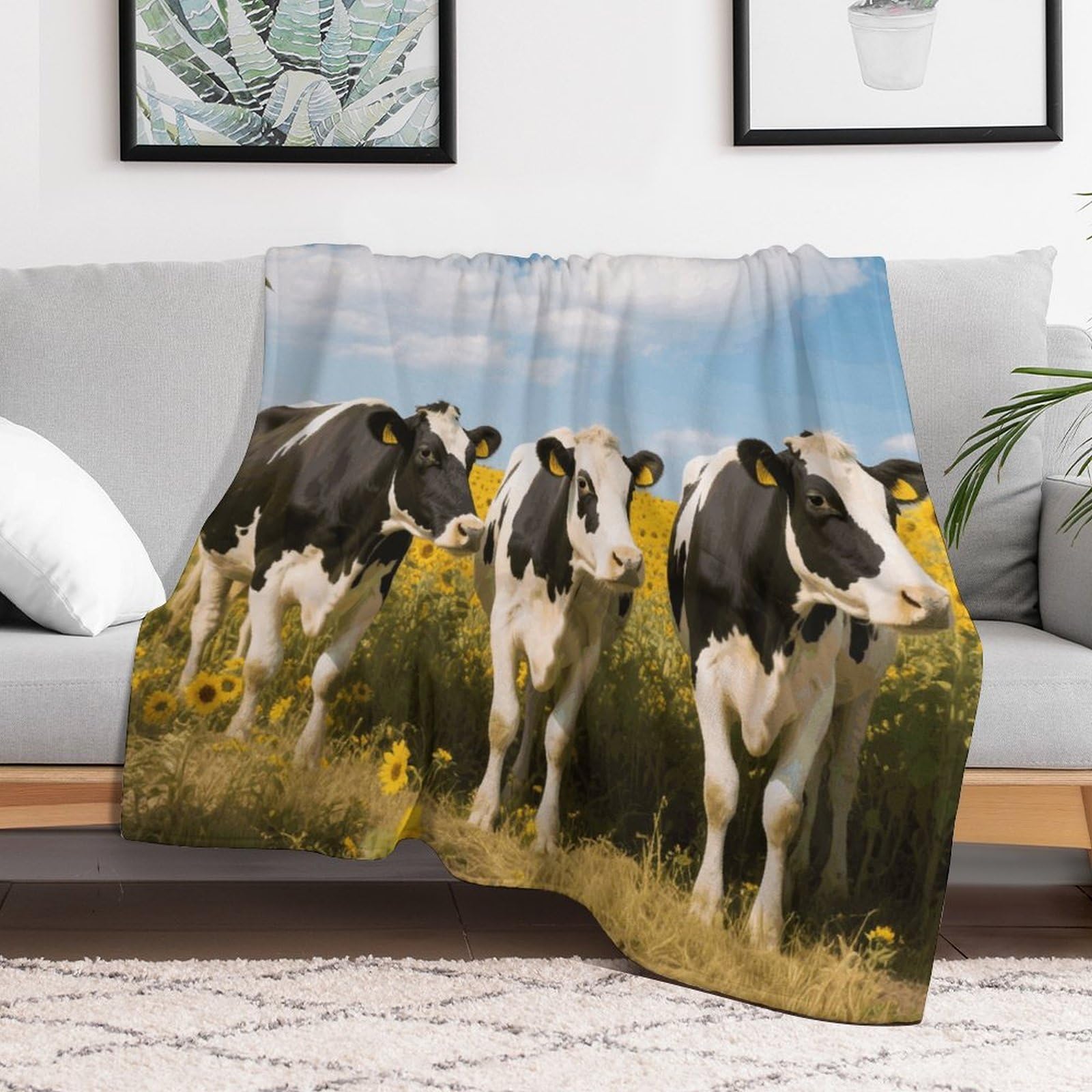 Custom Cow Blanket Lightweight Flannel Fleece Throw for Couch Sofa Bed Luxury Soft Cozy Plush Lap Bedtime Blanket for All Seasons Bedroom Home Decor Gifts 30x40