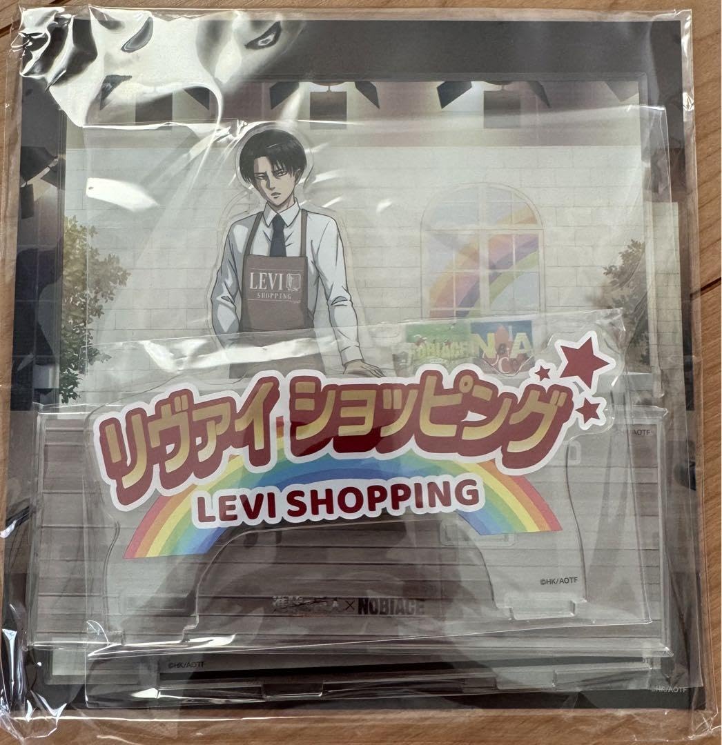 進撃の巨人　リヴァイ ノビエース　アクリルスタンド Amazon.co.jp: 進撃巨人ノビエース リヴァイアクリルスタンド2点