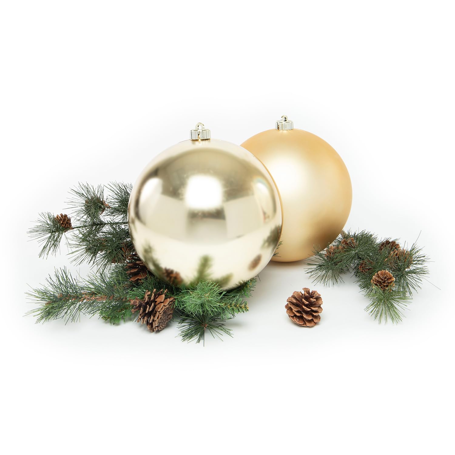 Every Day is Christmas 2 Pack of Large Oversize Christmas Ornament Balls, 20cm/7.9" Large Shatterproof Christmas Tree Ornaments Set, Indoor or Outdoor Decoration (Gold)