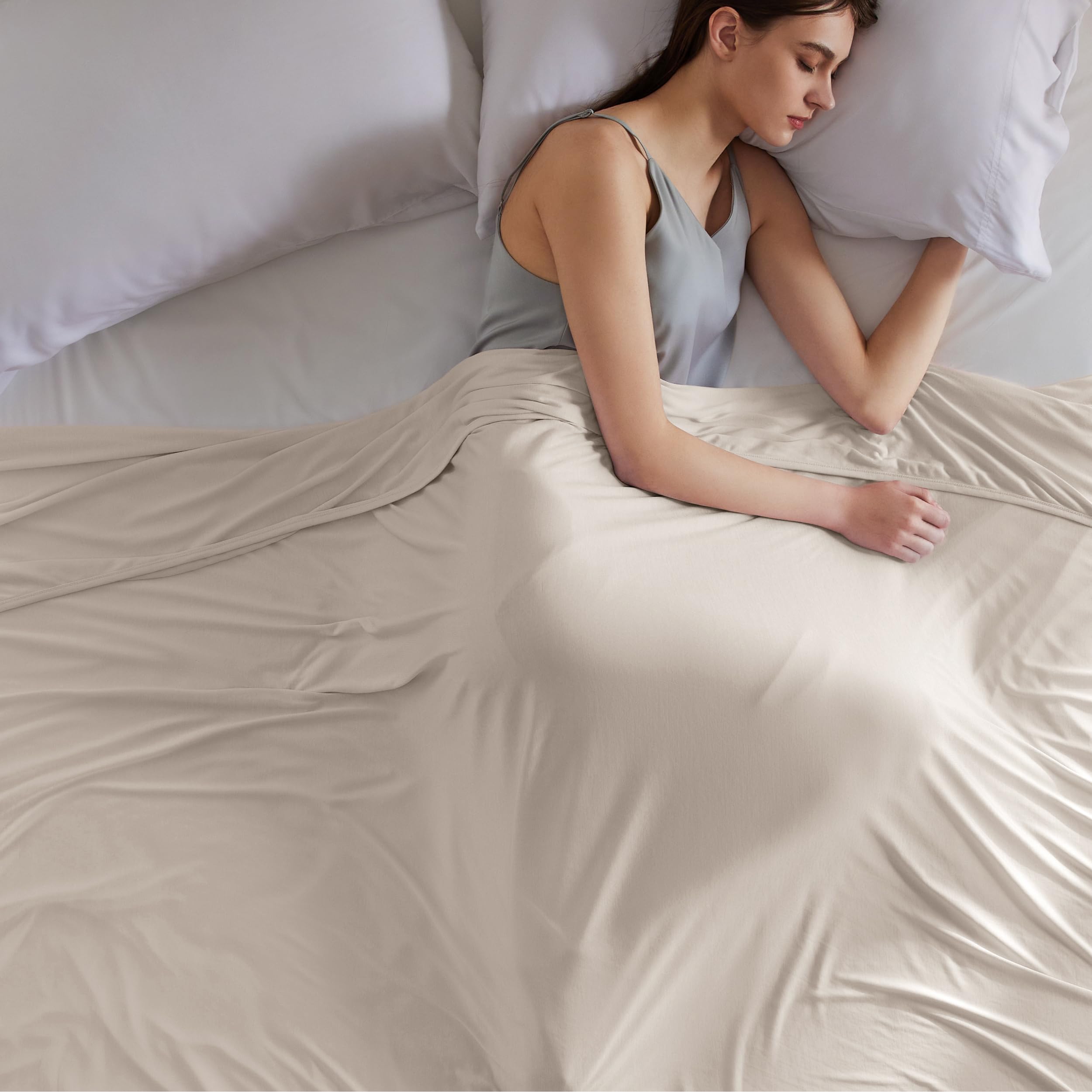 Bedsure Manta Refrescante para Personas – Manta de Verano con Fibras ARC-Chill Q-MAX >0.4, Ligera y Transpirable, Manta Sofá Verano para Personas Calurosas y Sudoración Nocturna, 150x200 cm, Beige
