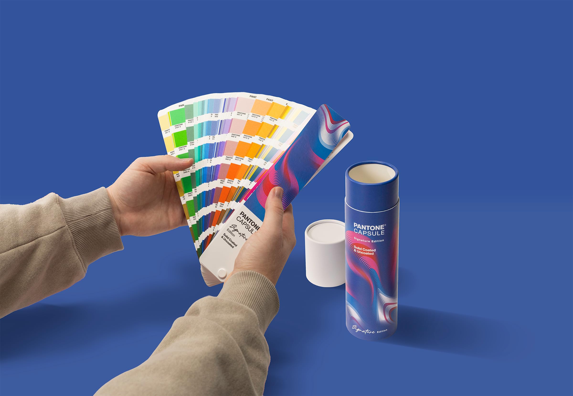 Amazon.com: Pantone CAPSULE SIGNATURE EDITION Color Guide – 612