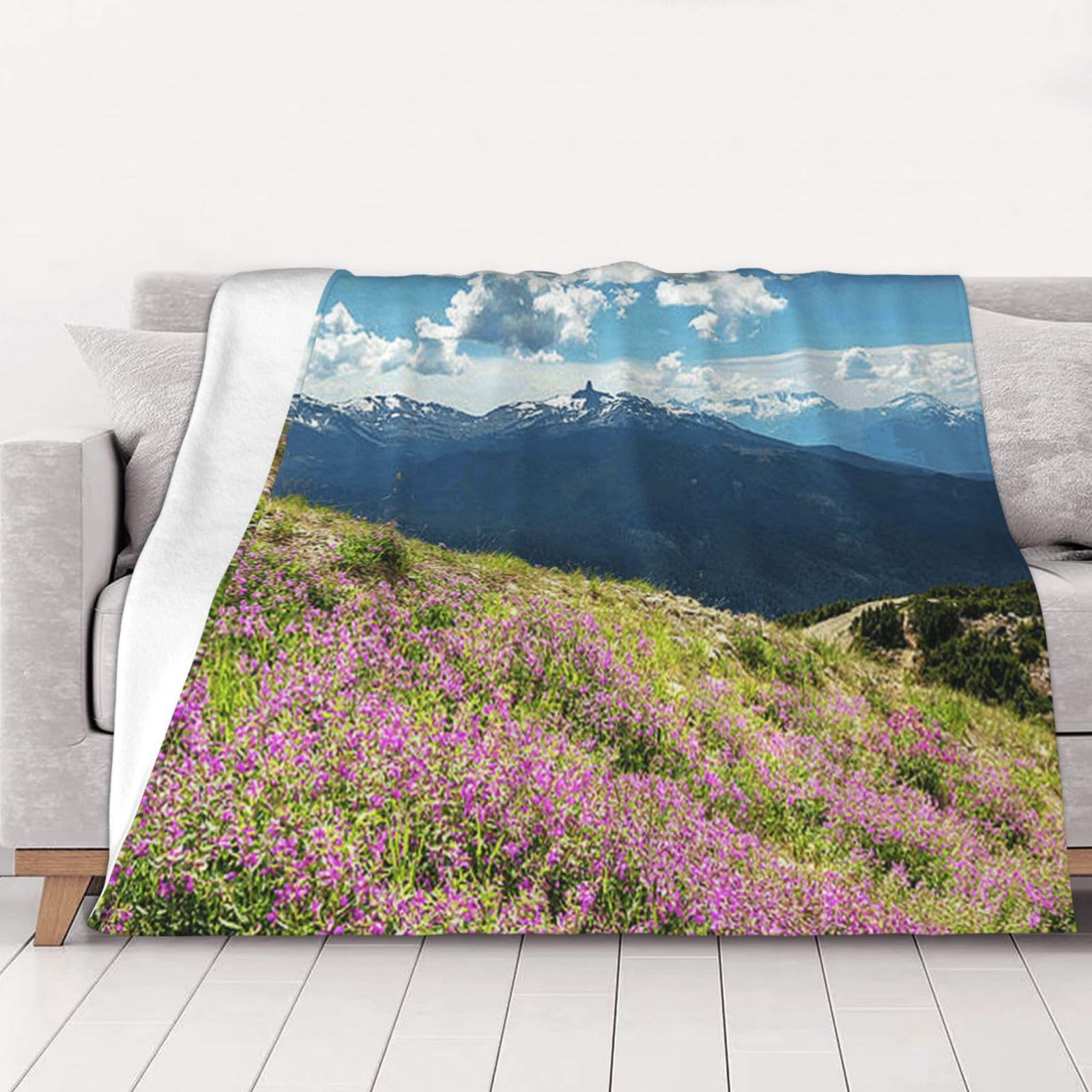 AUBKFELD Mountains Printed Flannel Blanket 125x100 CM, Soft & Warm Throw Blanket for Sofa/Couch/Bed/Car, Gifts for Audlts Women Men