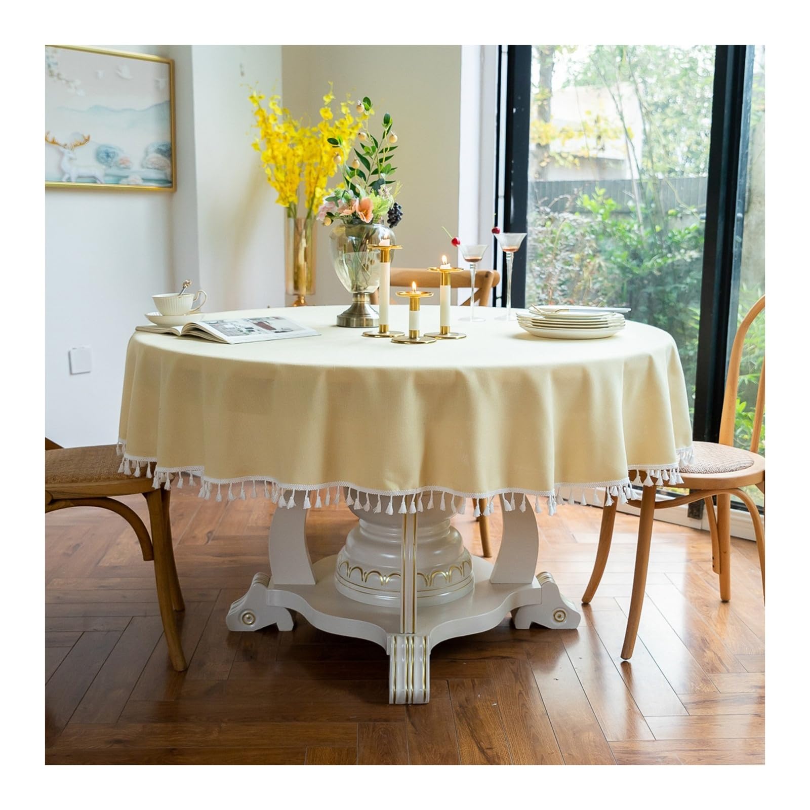 Nappe ronde jaune finie la peur des taches sur votre table avec glands