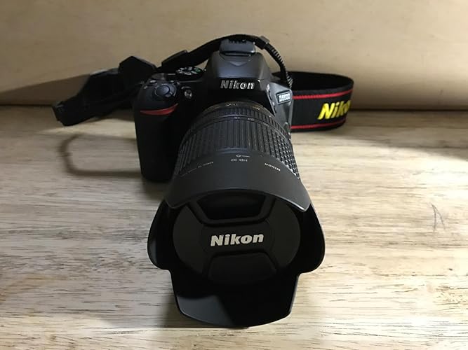 Amazon | Nikon デジタル一眼レフカメラ D5500 18-140 VR レンズキット