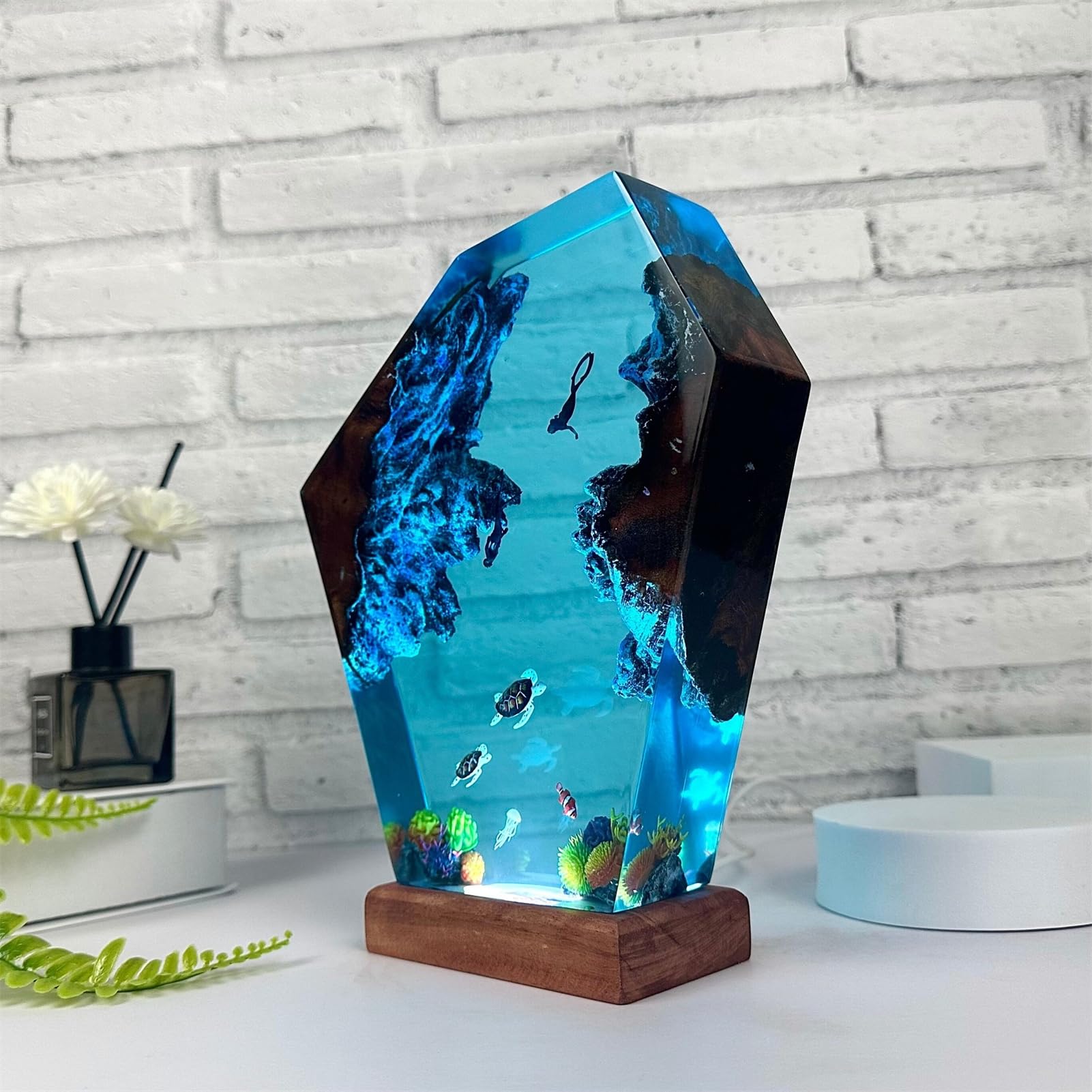 Veilleuse LED Océan, Lampe Plongeur Océan en Résine Recyclée Faite À La Main pour Bureau Bureau Salle De Bain Décor,8 * 5in