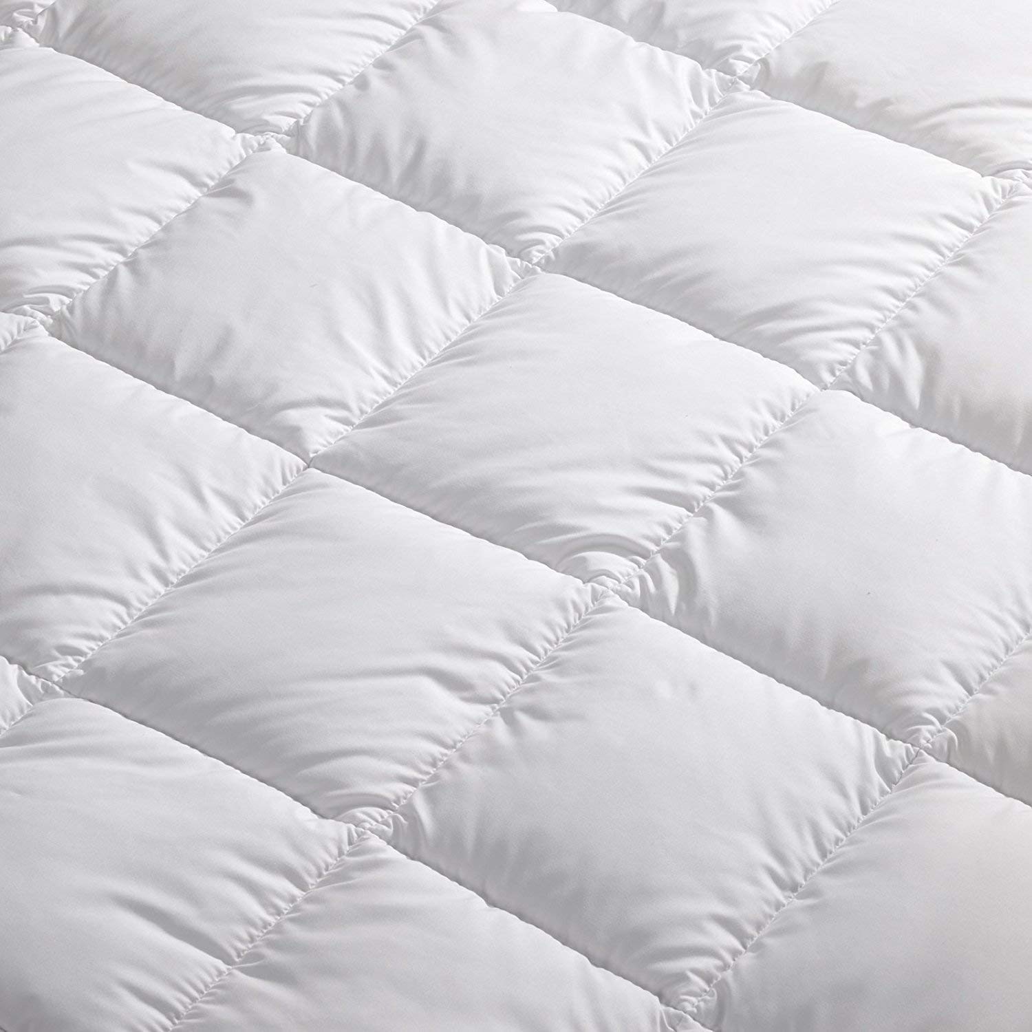 Medicate Ganzjahresdecke 135x200 cm - Wärmeregulierende Allergiker Bettdecke 135x200 - Steppdecke aus atmungsaktiven Fasern - bis 95° waschbar - Made in Germany