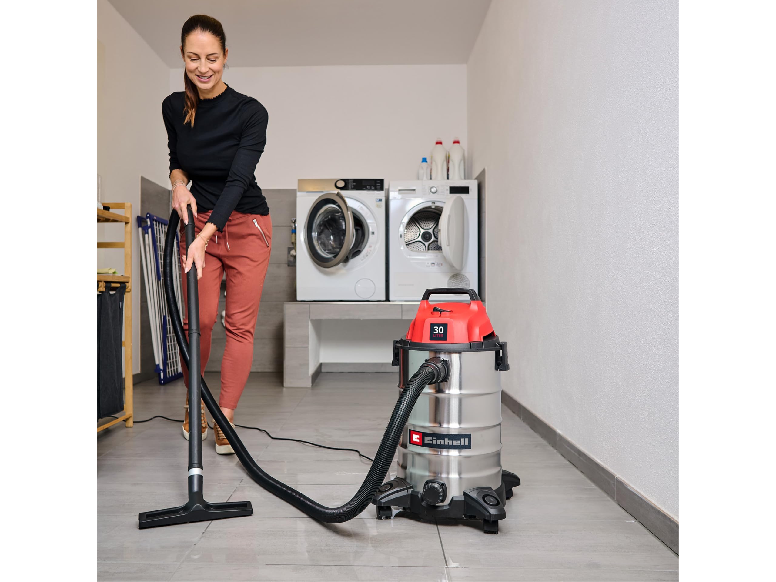 Einhell TC-VC 3055 S odkurzacz na sucho i na mokro (950 W, moc ssania 190 mbar, zbiornik ze stali nierdzewnej 20 l, rolki, uchwyt na akcesoria, w tym różne filtry i dysze)