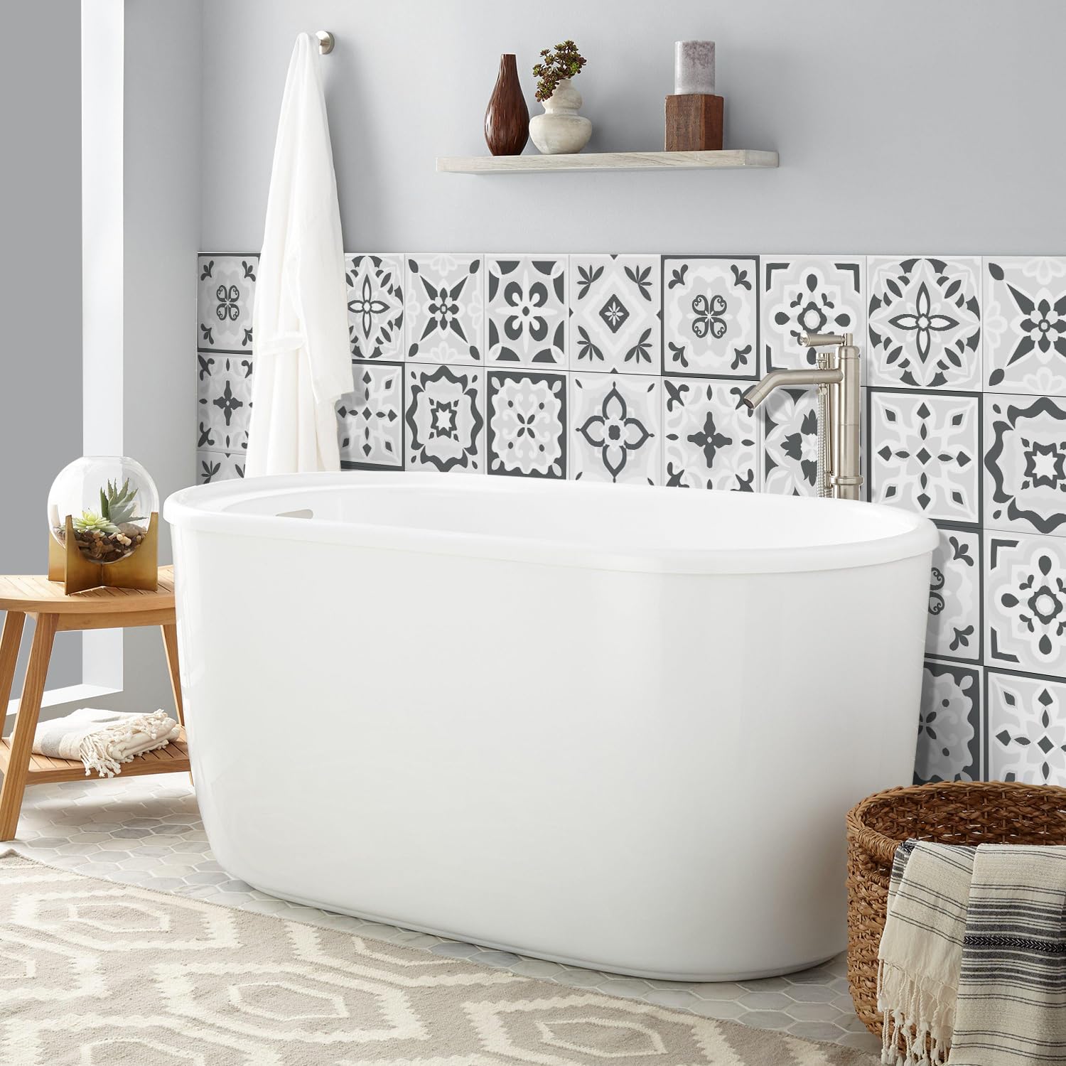 Naklejki na kafelki PCV | Szary Kwiat, 24 szt., 10x10/15x15/20x20 cm: Backsplash w łazience i kuchni(24 Pcs/15x15cm)