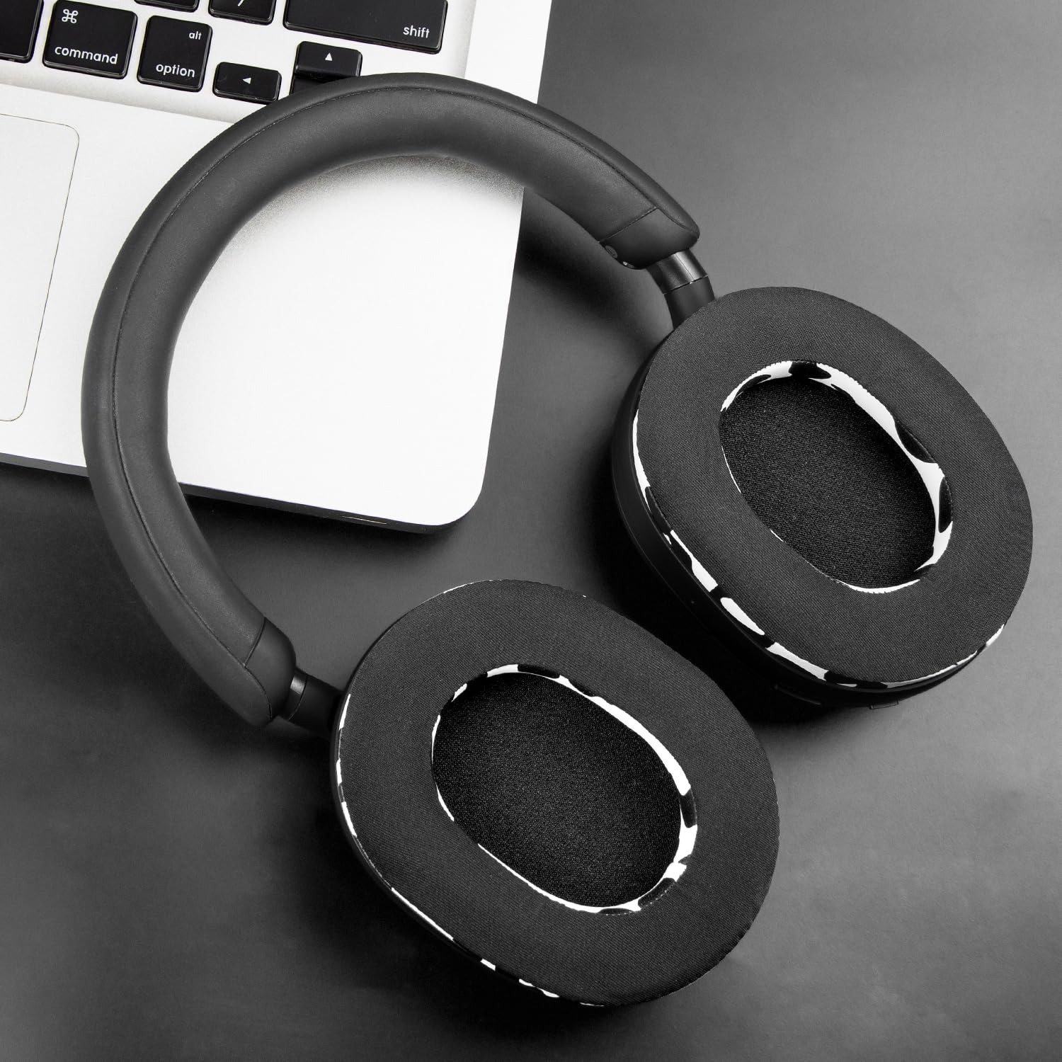 WH-1000MX5 保護カバー&冷却ジェルイヤーパット付き WH-1000MX5 保護カバー&冷却ジェルイヤーパット付き Amazon