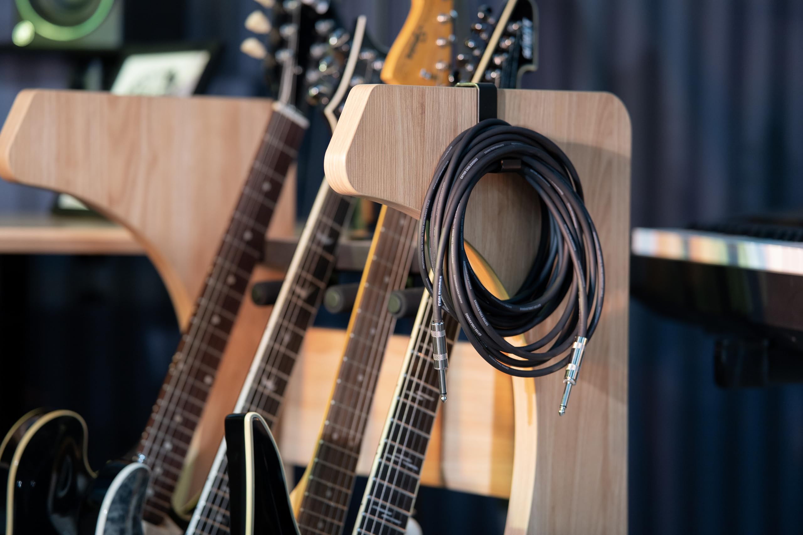 Cableworks de Gator Cases Serie Backline Cable de instrumento para guitarra de 5 pies recto a recto (GCWB-INS-05)