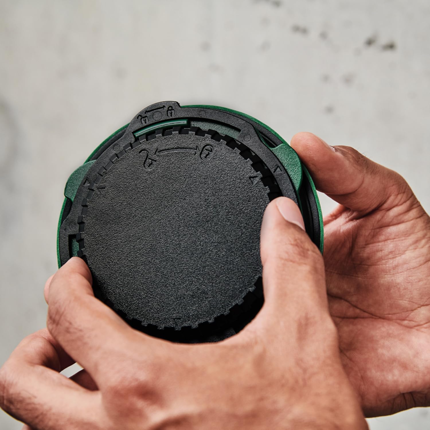 Gel pads pour laser lignes Atino de Bosch (5 gel pads pour fixer le laser Atino sur presque toutes les surfaces lisses, dans boîte carton)