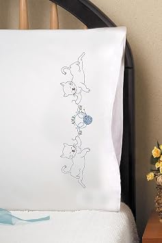 Cats with Yarn Stamped for Embroidery Pillowcases - Set of 2