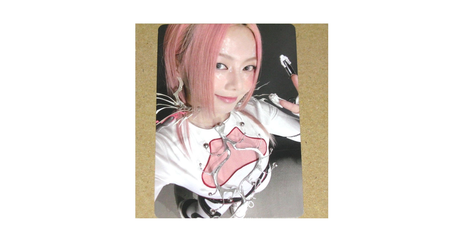 XG HINATA NEW DNA トレカ ヒナタ 71t9rRC7AfL.jpg_BO30,255,255,