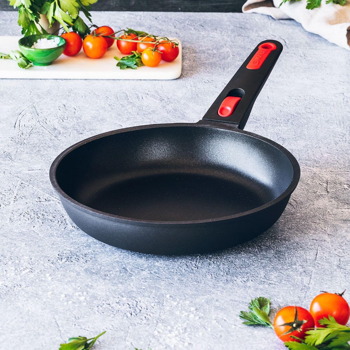 MONIX In-Out | Set 2 padelle 20-24 cm, alluminio, full induction, senza PFOA, antiaderente, adatta a tutti i tipi di piani cottura anche induzione
