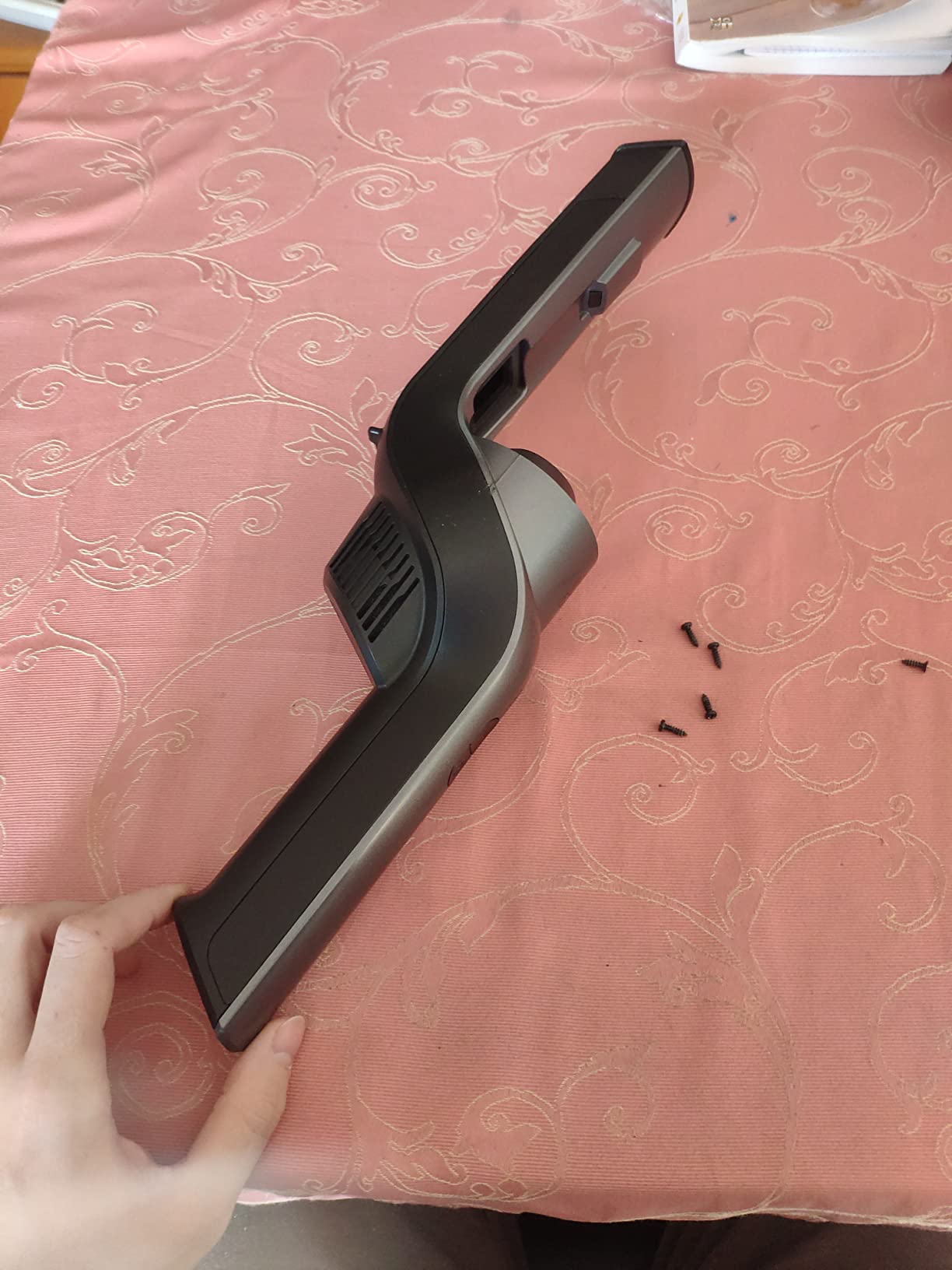 Dopo due/tre cariche non si carica più, inutilizzabile.