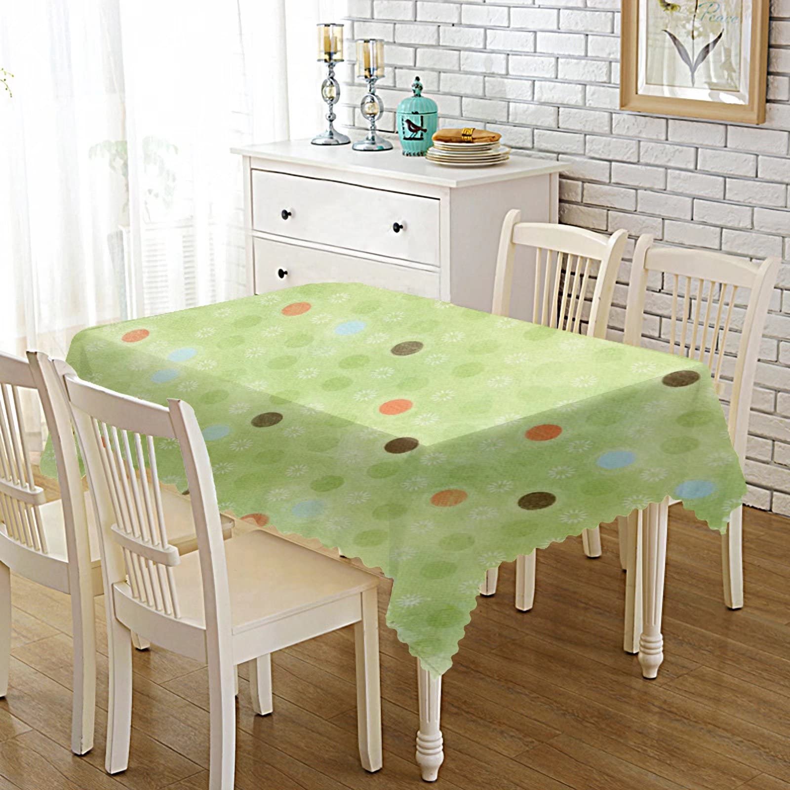 Prostokątny obrus - 140 cm x 213 cm obrus w kropki - zmywalny obrus poliestrowy, dekoracyjny obrus na stół w jadalni, imprezy bufetowe i kemping, zielony