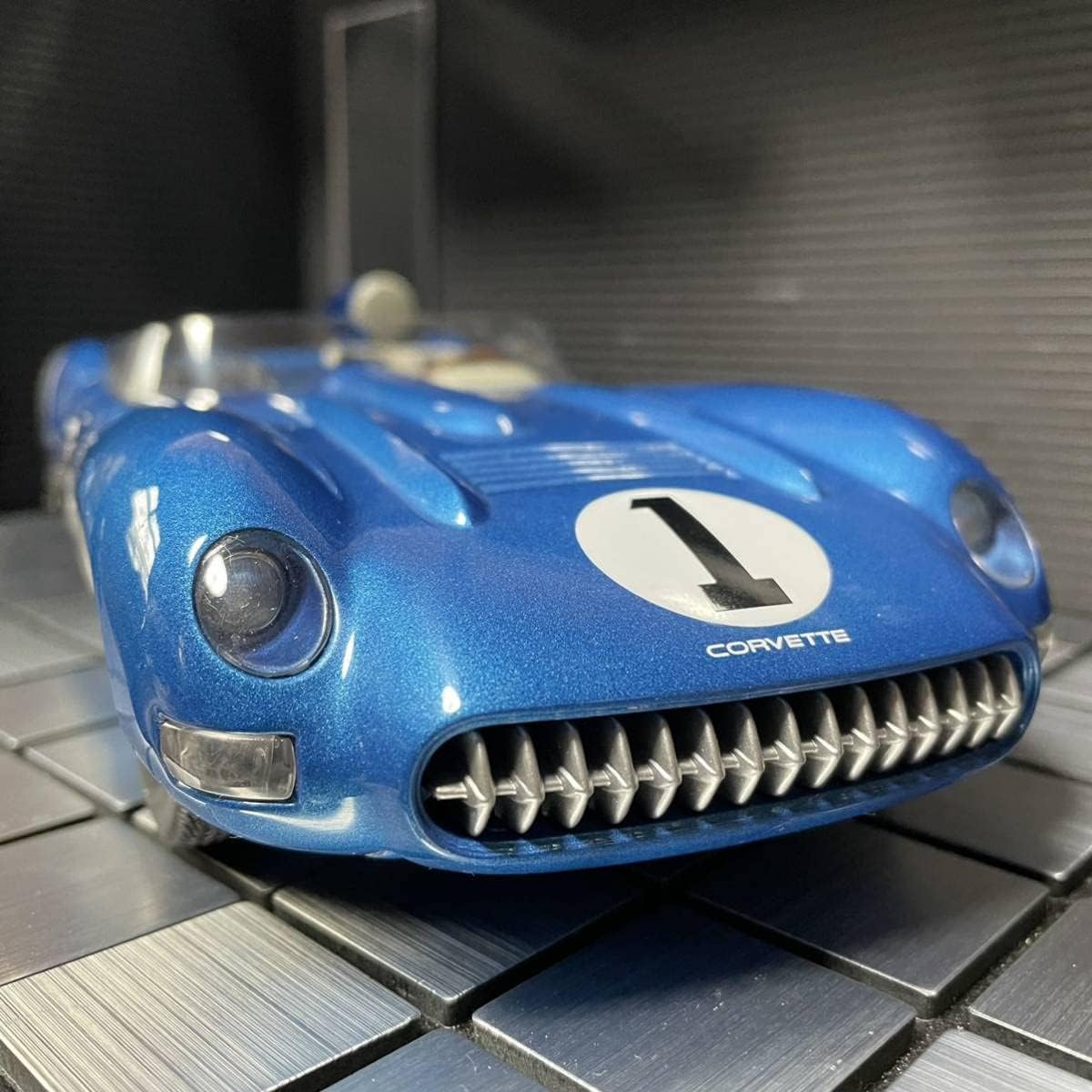 激レア未展示品 オートアート 1/18 シボレー コルベット SS 1957